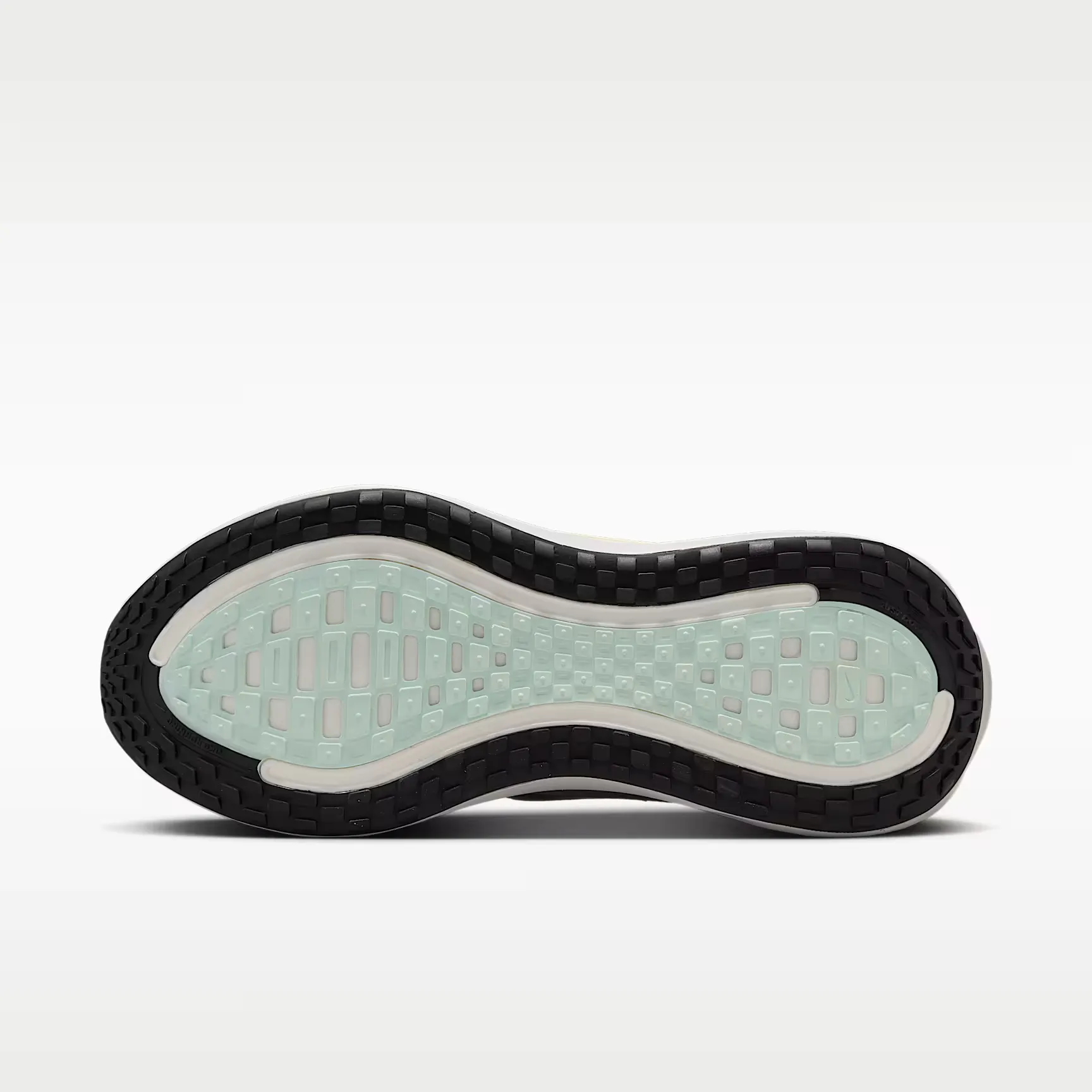 000000_Nike-Vomero-Plus-WMNS_Light-Silver-Barely-Green_HV8154-004_img1