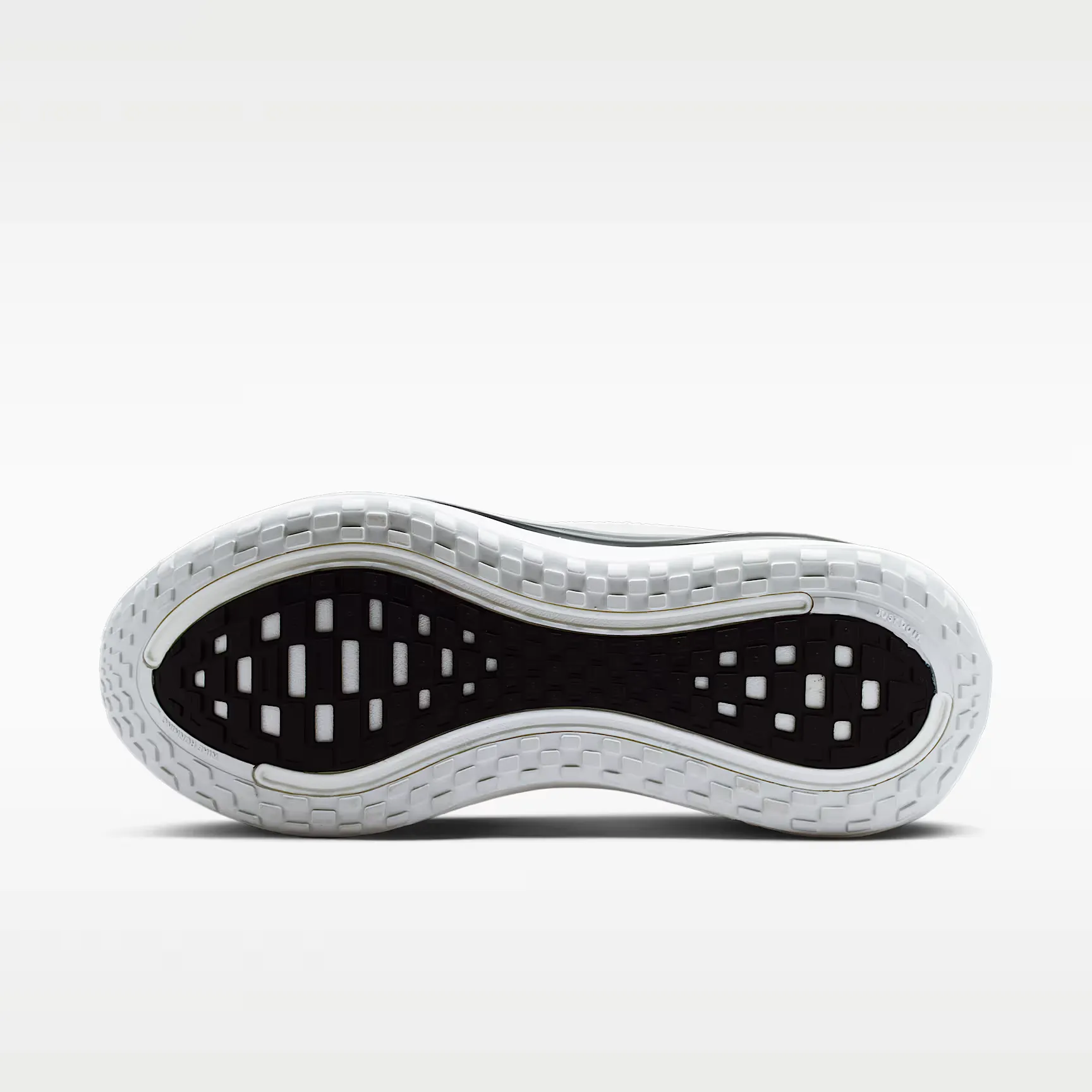 000000_Nike-Vomero-Plus_White-Metallic-Silver_II7181-102_img1