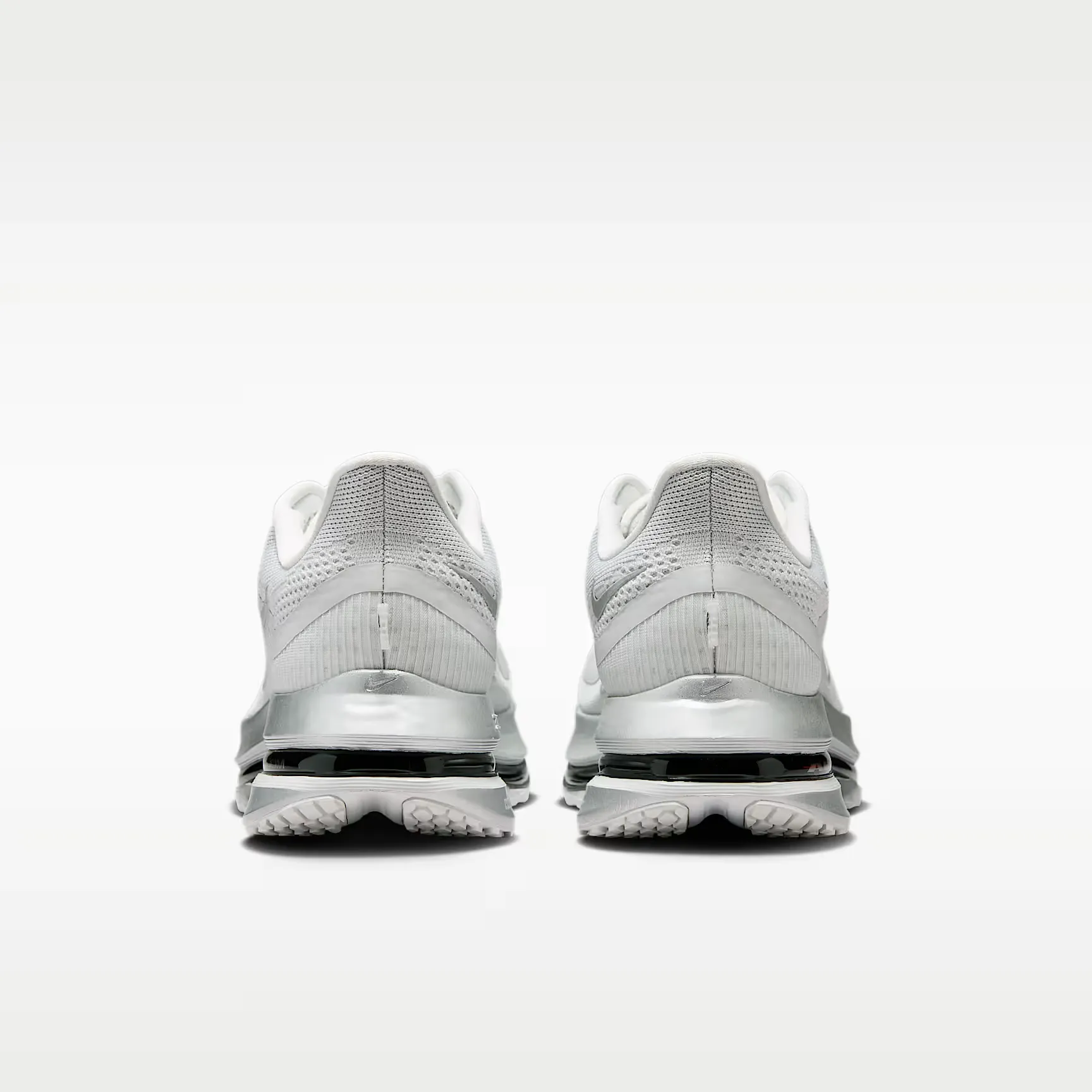 000000_Nike-Pegasus-Premium_Photon-Dust-Black-Silver_IR1229-001_img5