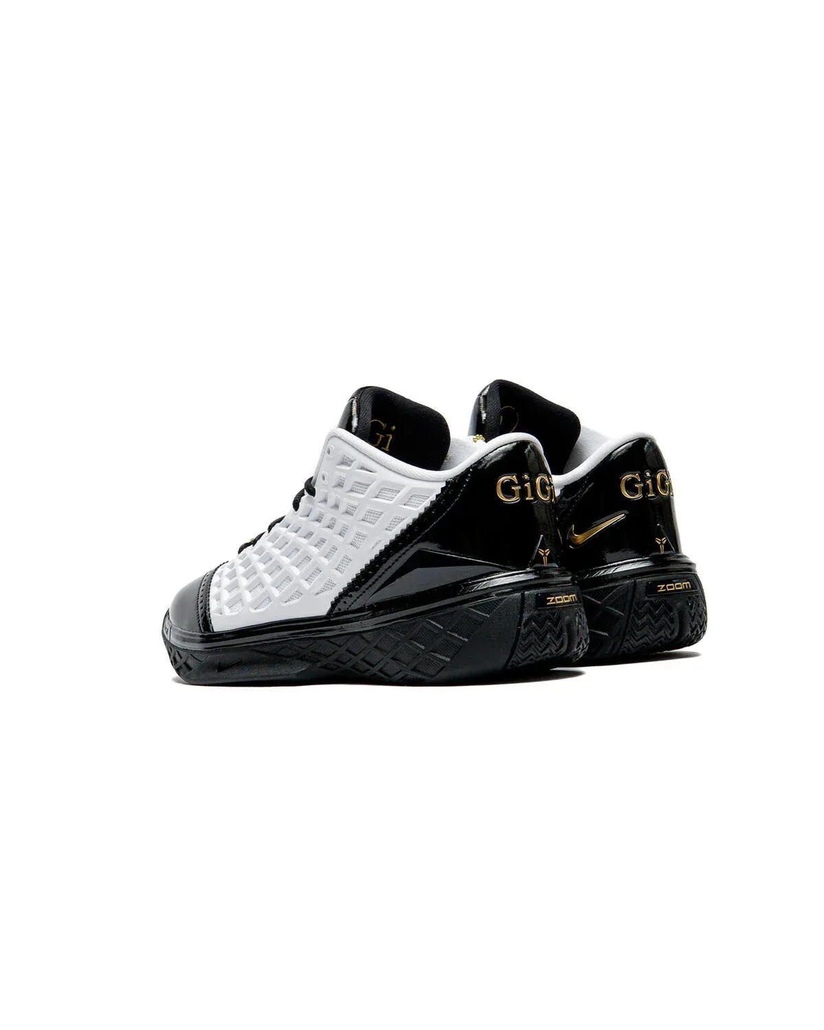 000000_Nike-Kobe-3-Low-Protro_Mambacita_IQ3916-100_img3