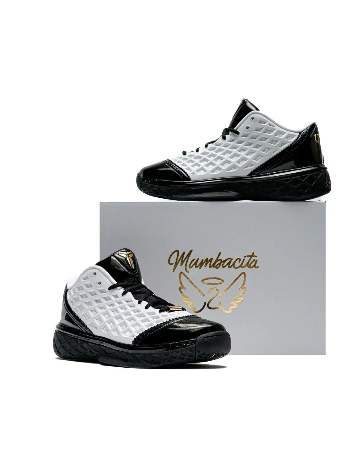 000000_Nike-Kobe-3-Low-Protro_Mambacita_IQ3916-100_img4