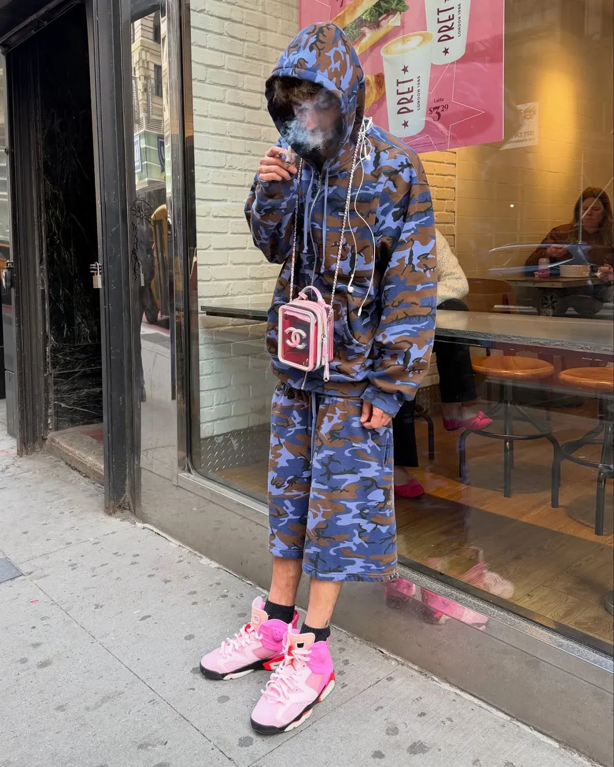 000000_Awake-NY-x-Air-Jordan-6_PLAYFUL-PINK_IQ5706-600_img0