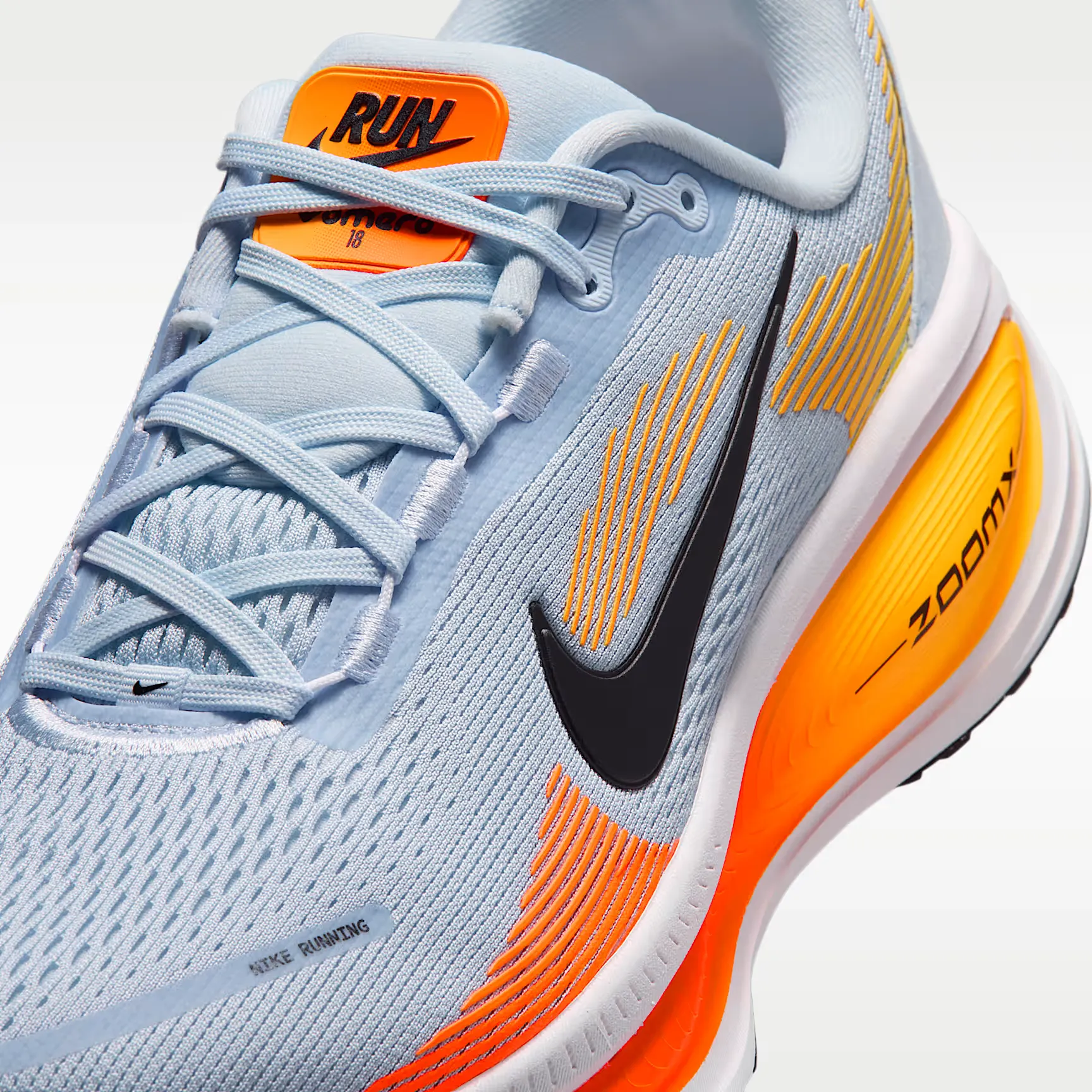 Nike Vomero 18 