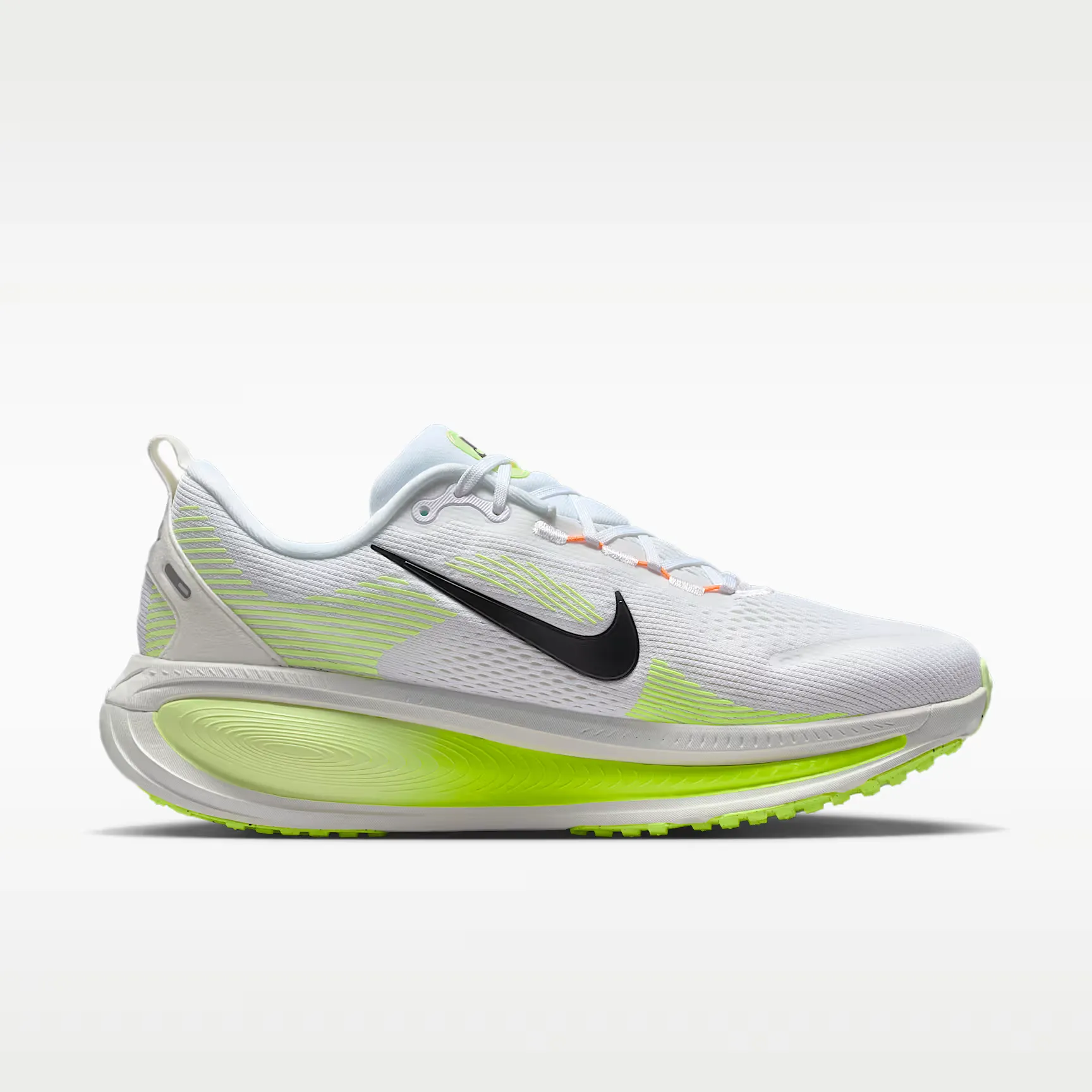 000000_Nike-Vomero-18_White-Volt_HM6803-120_img2