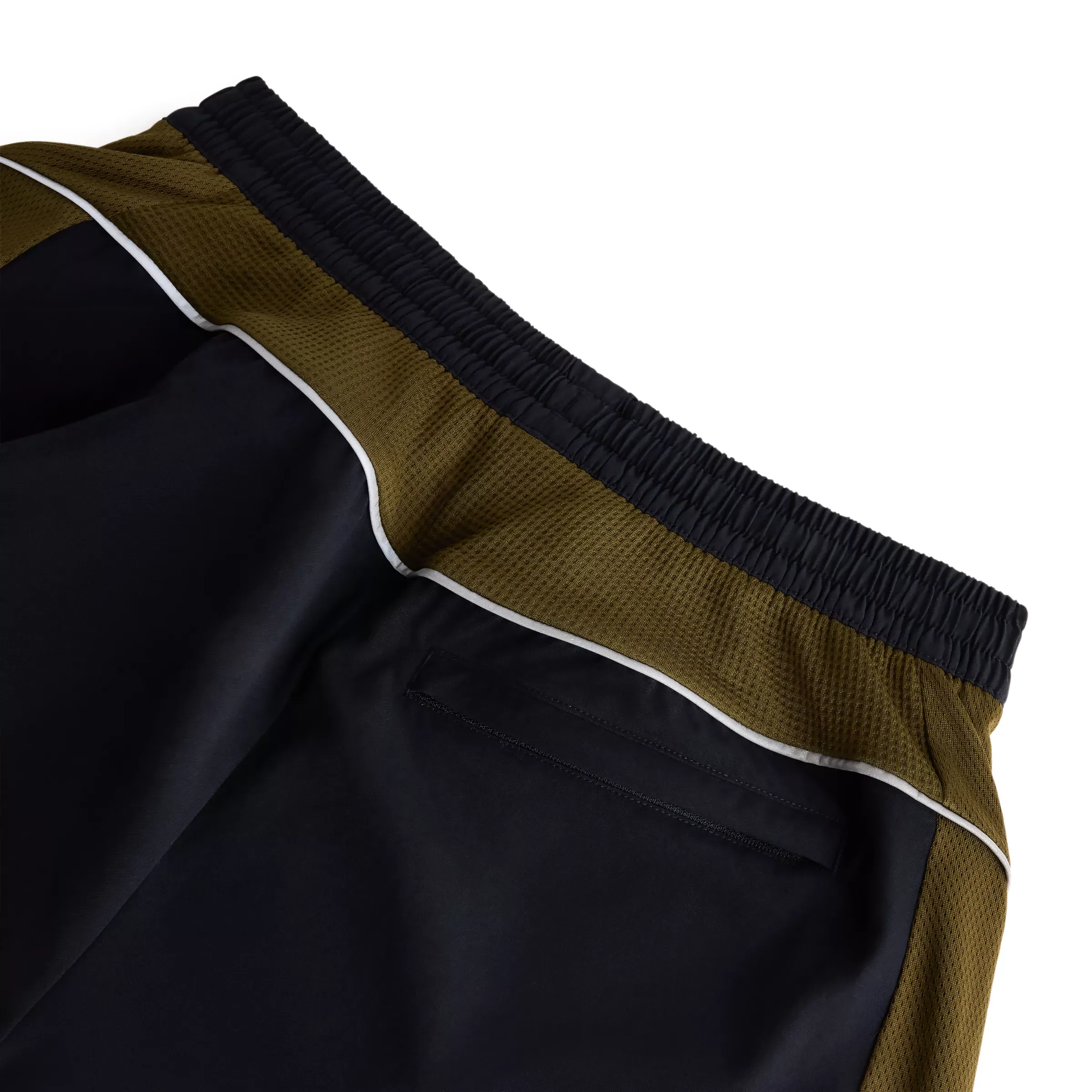 000000_New-Balance-x-Lack-of-Guidance-Short_Black-Military-Green_MB62X9D0BK_img4