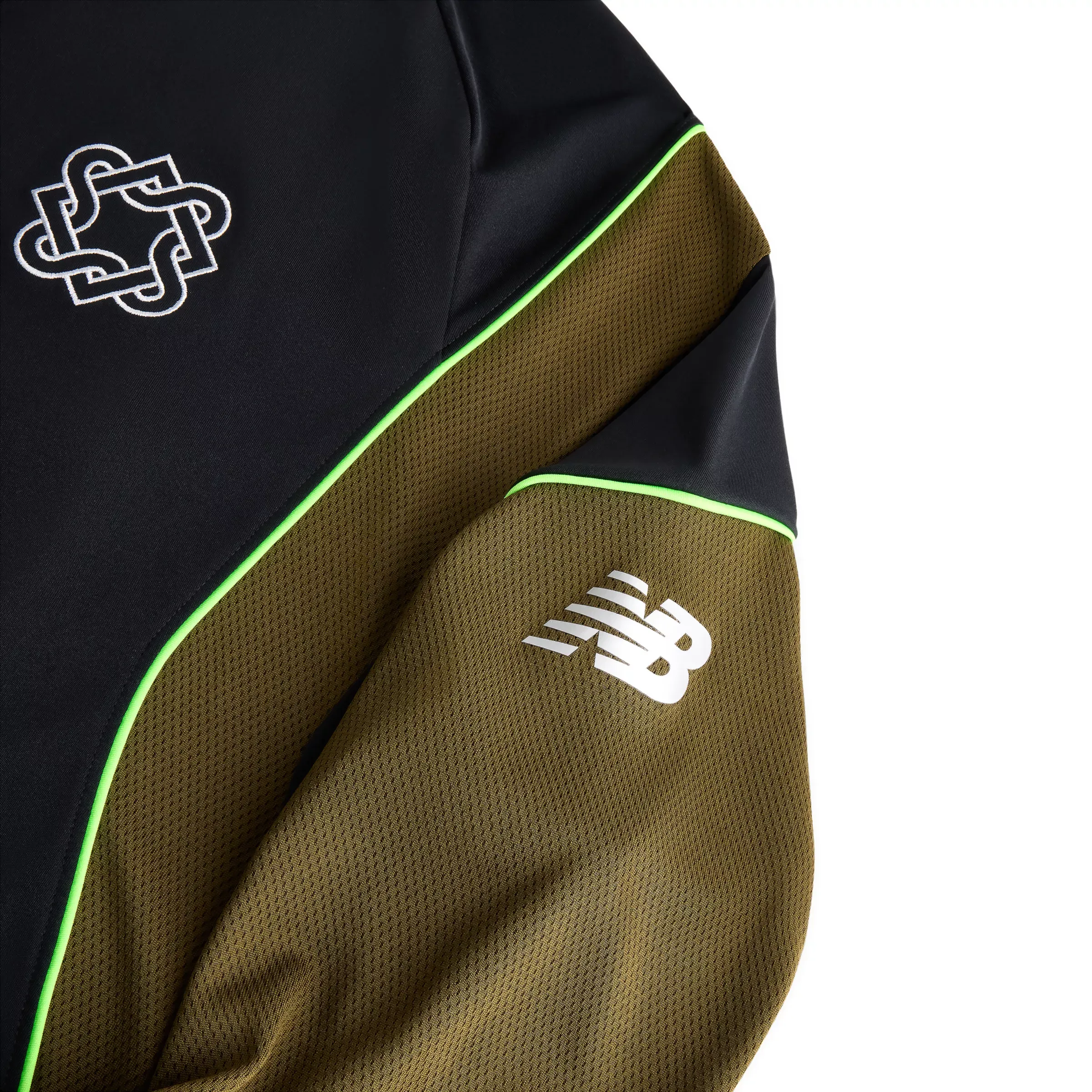 000000_New-Balance-x-Lack-of-Guidance-Long-Sleeve-Jersey_Black-Woodland_MT6249F5BK_img3