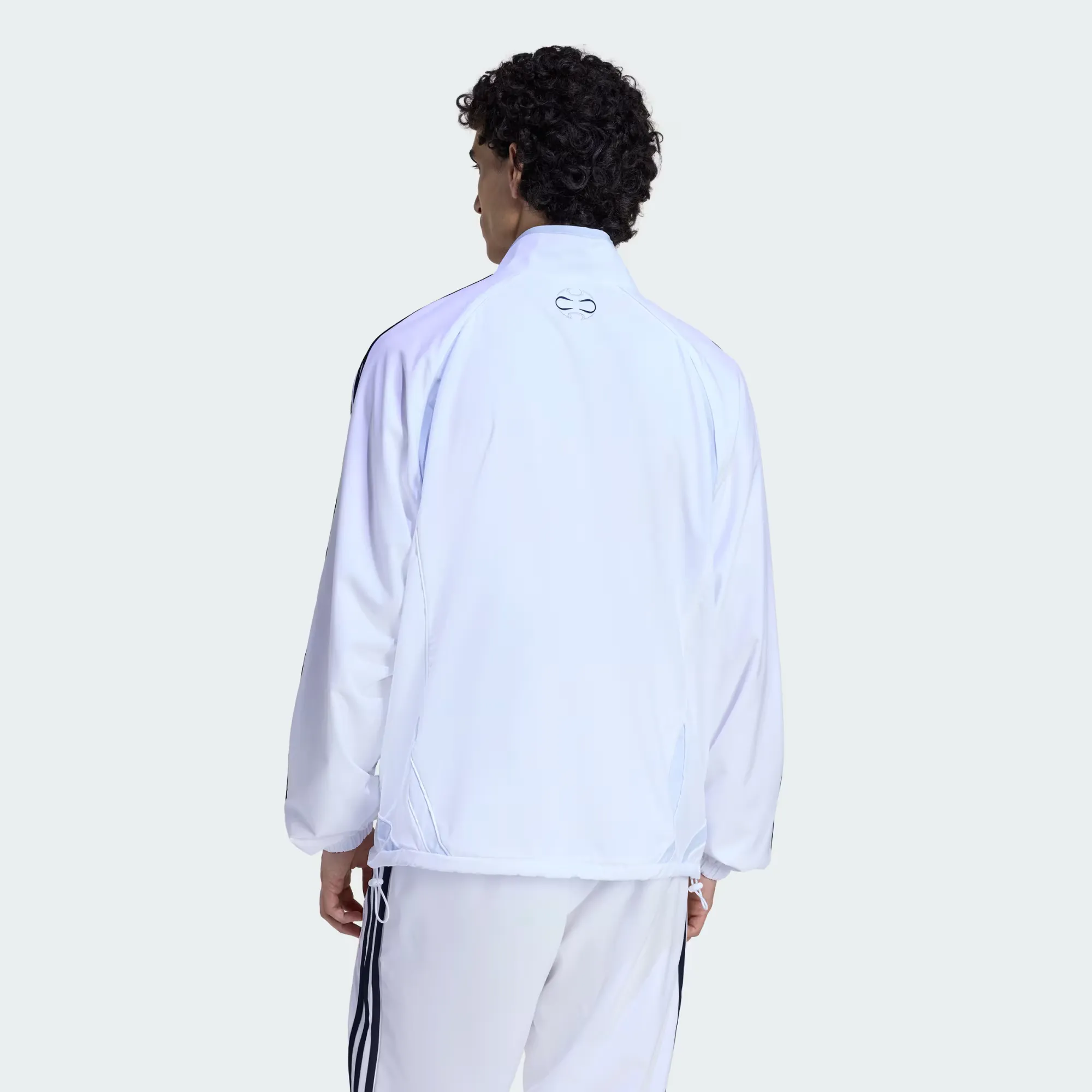 000000_adidas-Teamgeist-Adicolor-Track-Jacket_White-Navy_KD5857_img1