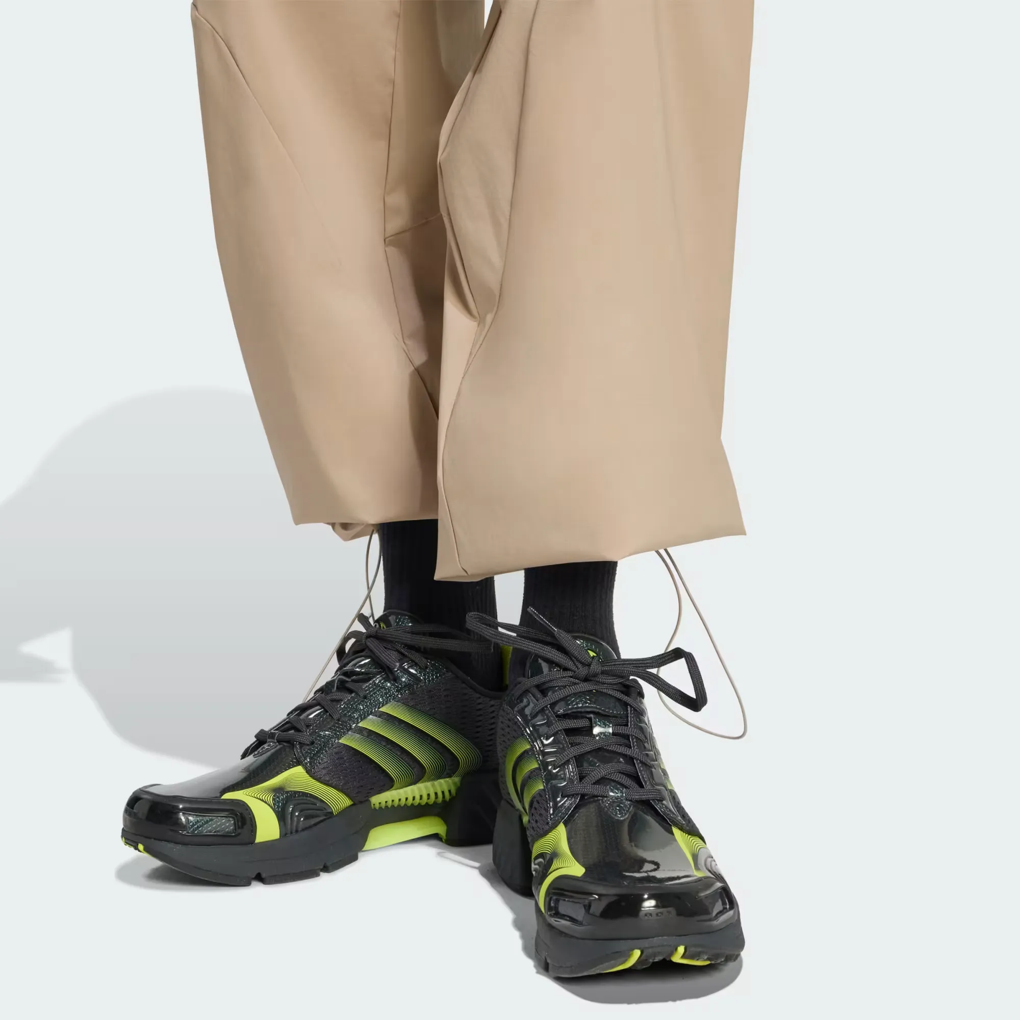 000000_adidas-F50-Striped-Track-Pants_Blanch-Brown_KE0761_img5