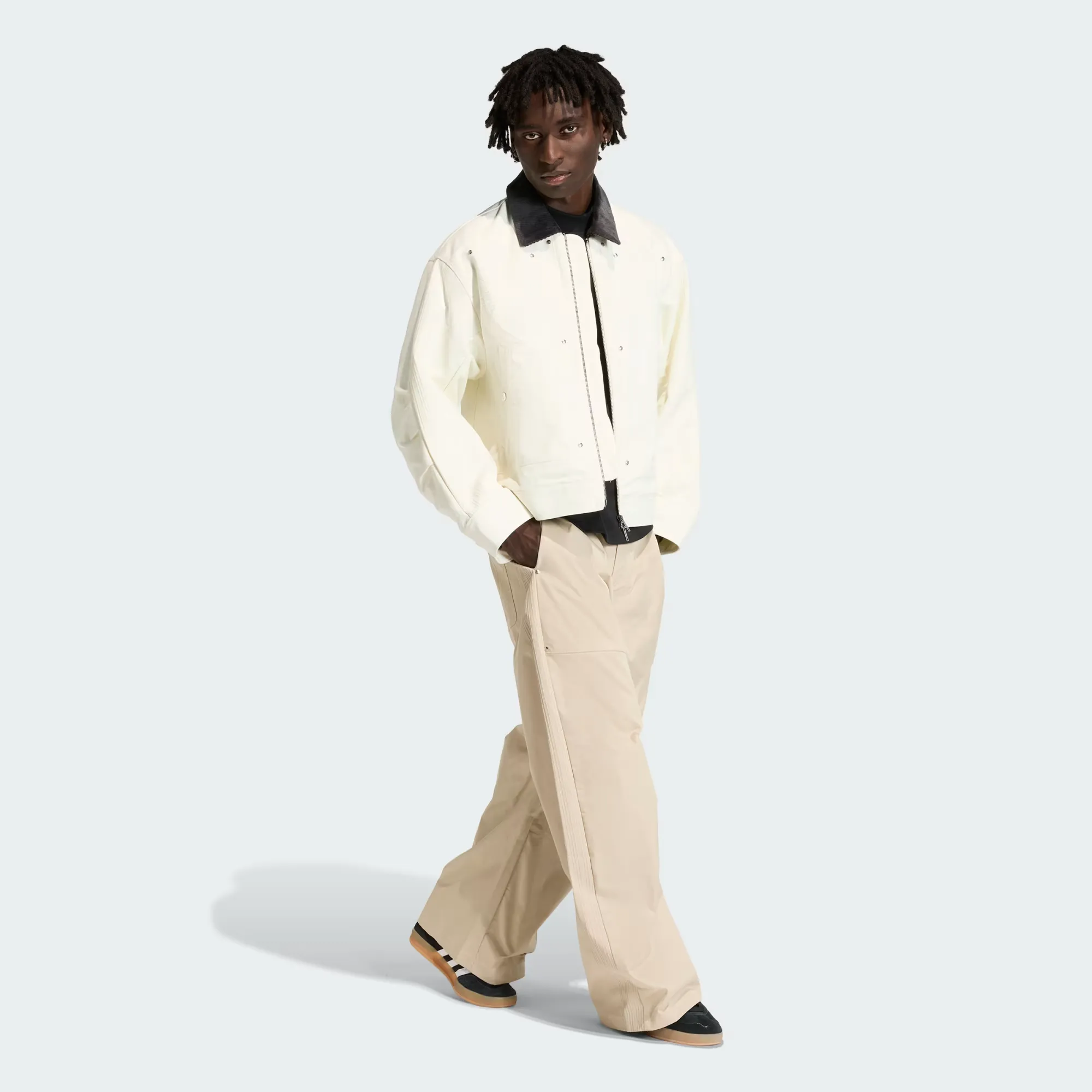 000000_adidas-Premium-Essentials-Wide-Leg-Pants_Stone-Khaki_KD6572_img2