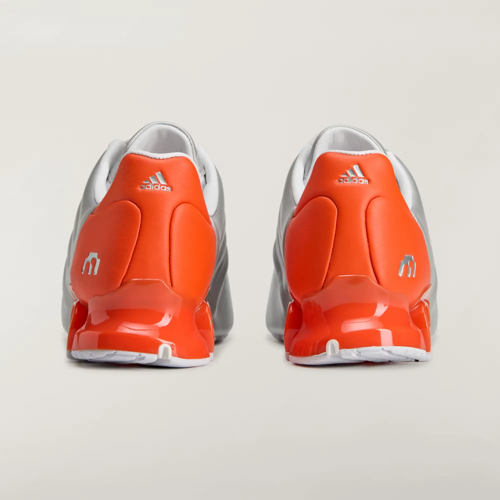 000000_adidas-Megaride-S2-Miaou_Silver-Metallic-Orange_KJ9468_img4
