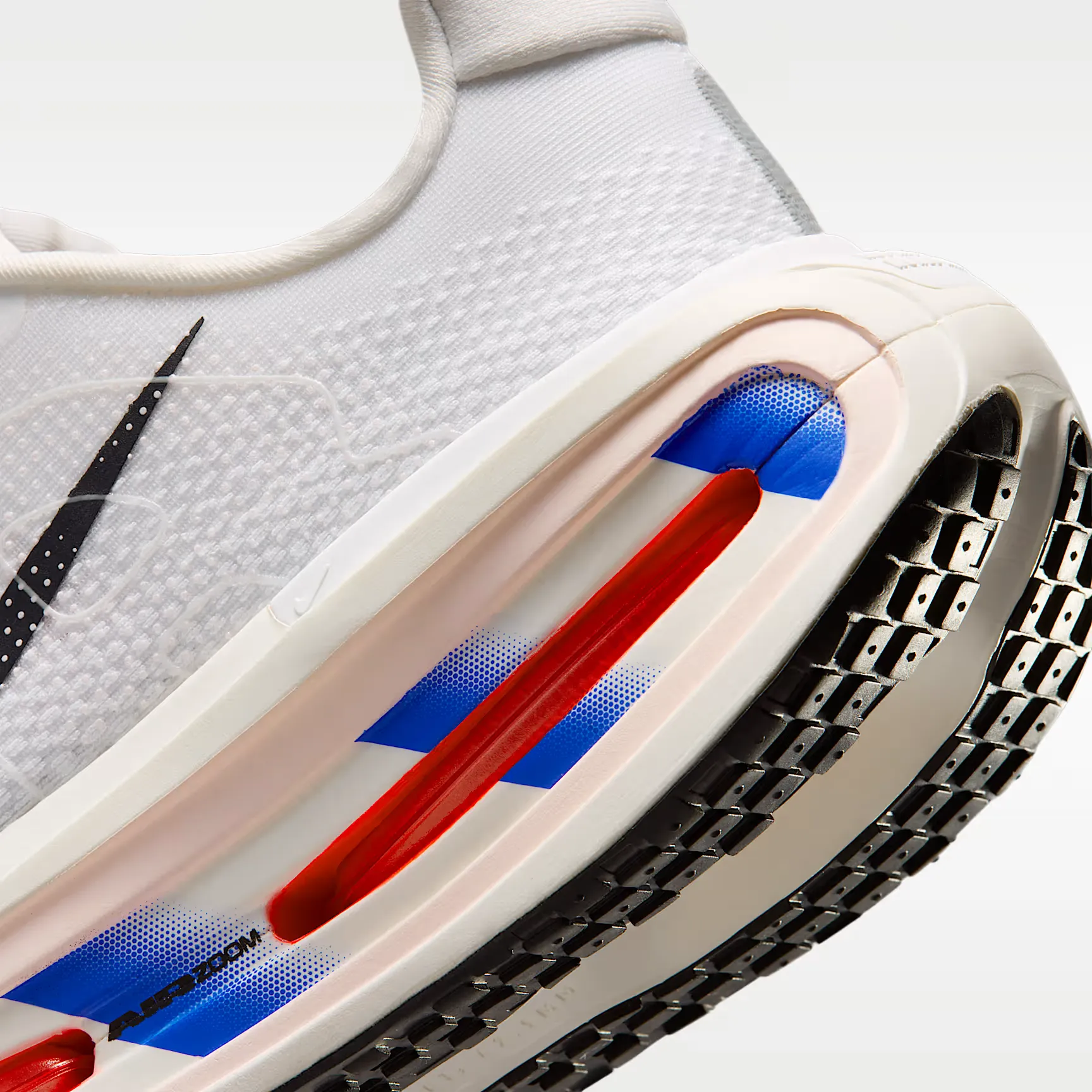 000000_Nike-Vomero-Premium_White-Racer-Blue_II5258-100_img7