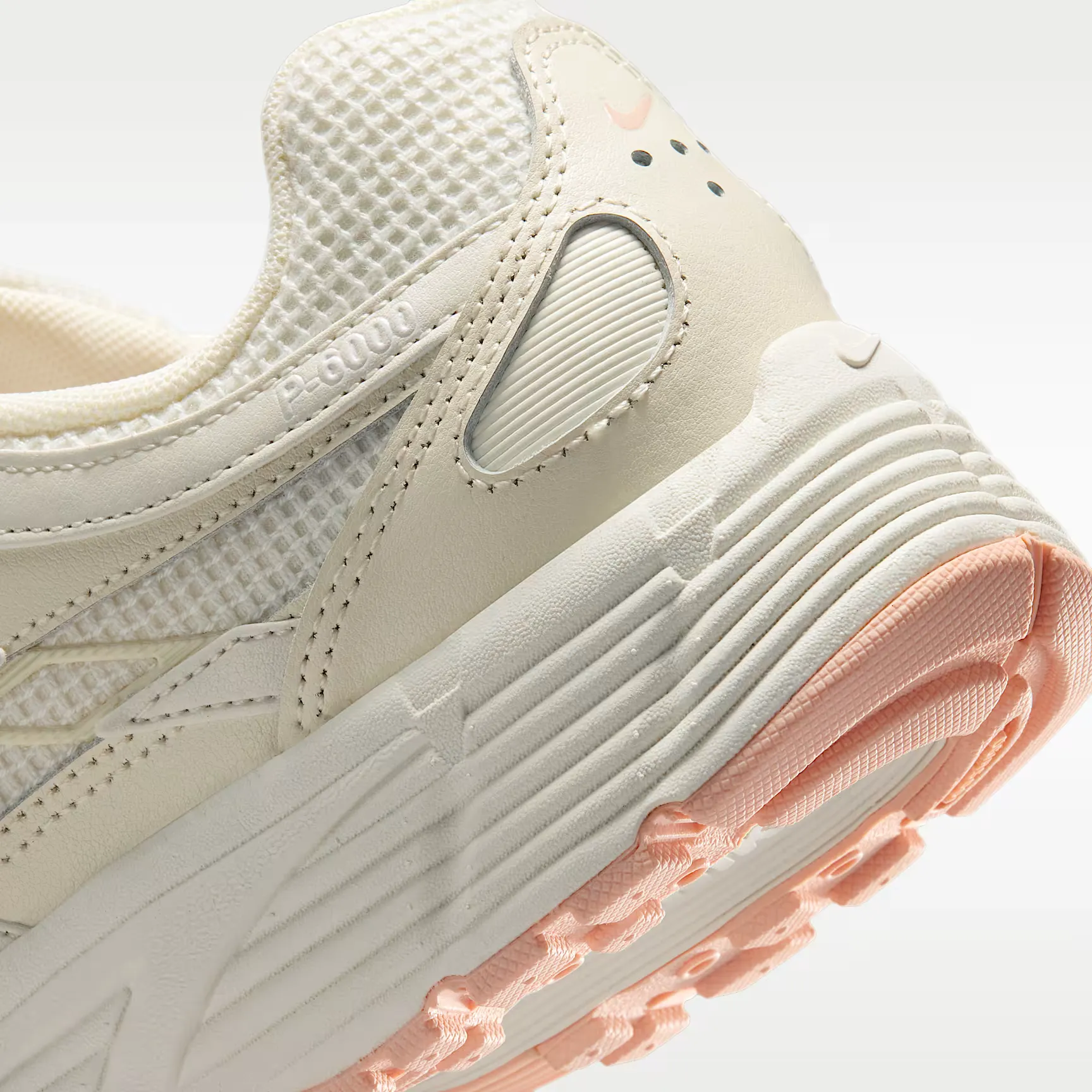 000000_Nike-P-6000-WMNS_Sail-Arctic-Orange_IR1215-101_img7