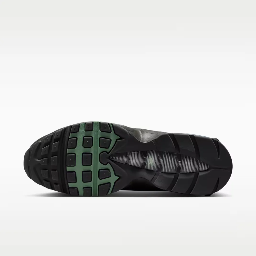 Nike-Air-Max-95-Big-Bubble-Tech_Medium-Ash-Steam_IH7853-200_img1
