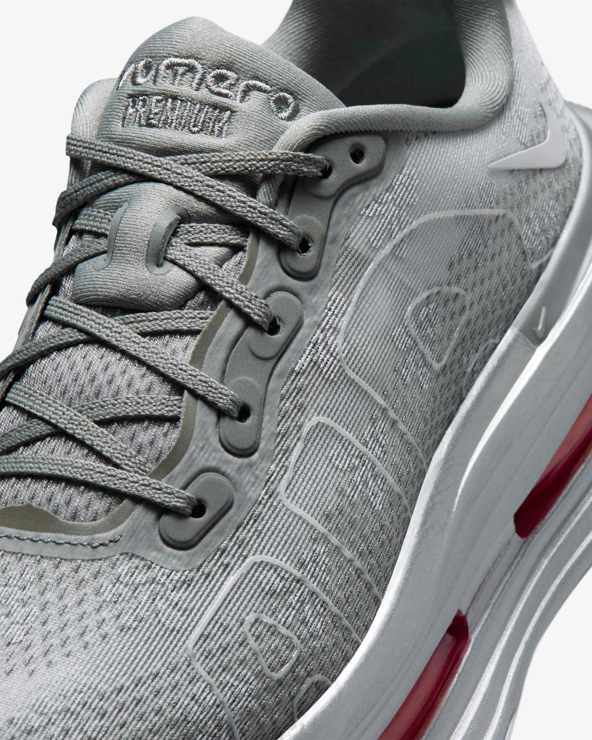 000000_Nike-Vomero-Premium-WMNS_Fleur-De-Lis_IQ0028-001_img6