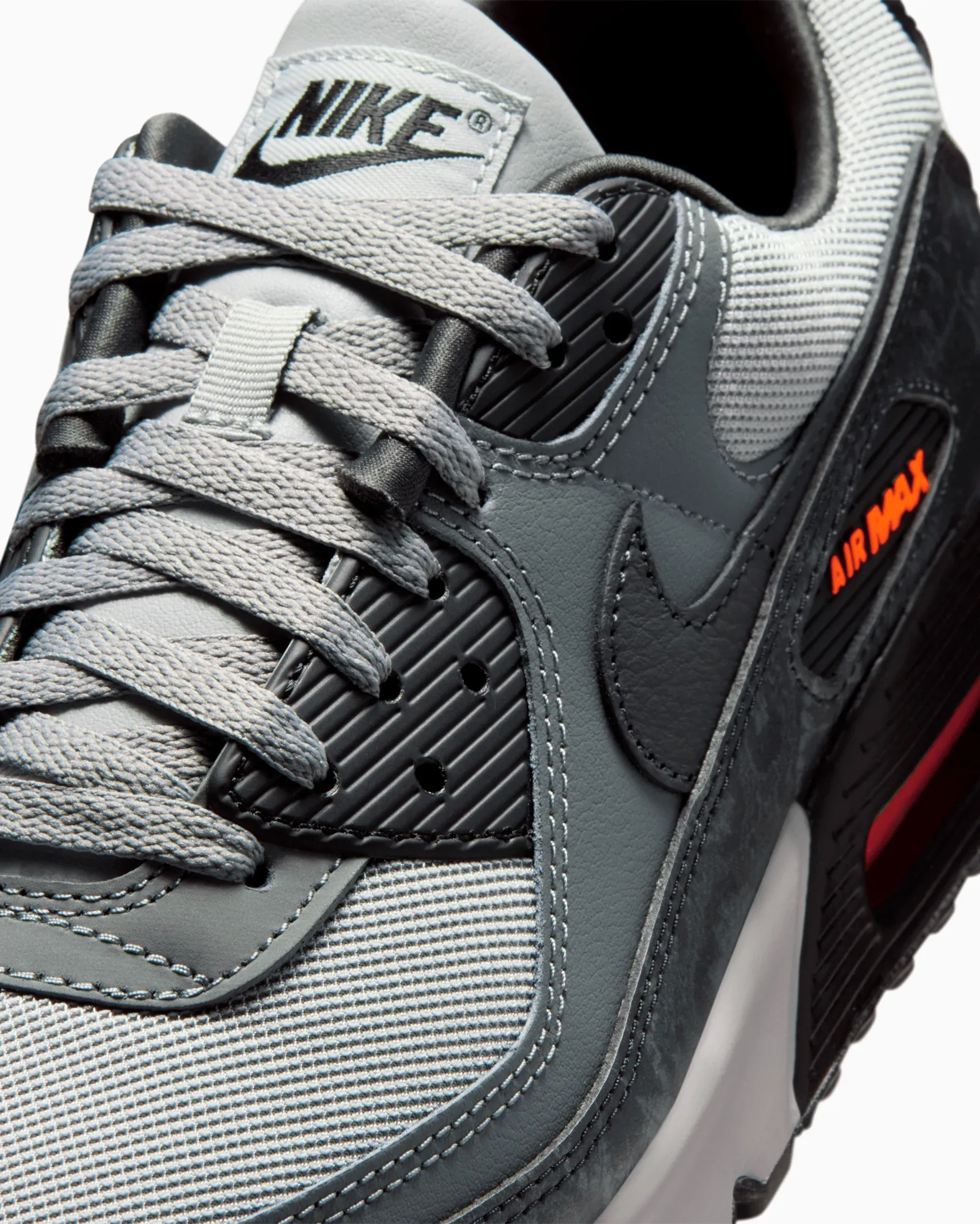 Nike-Air-Max-90-PRM_Hyper-Crimson-Black_IQ0172-900_img1