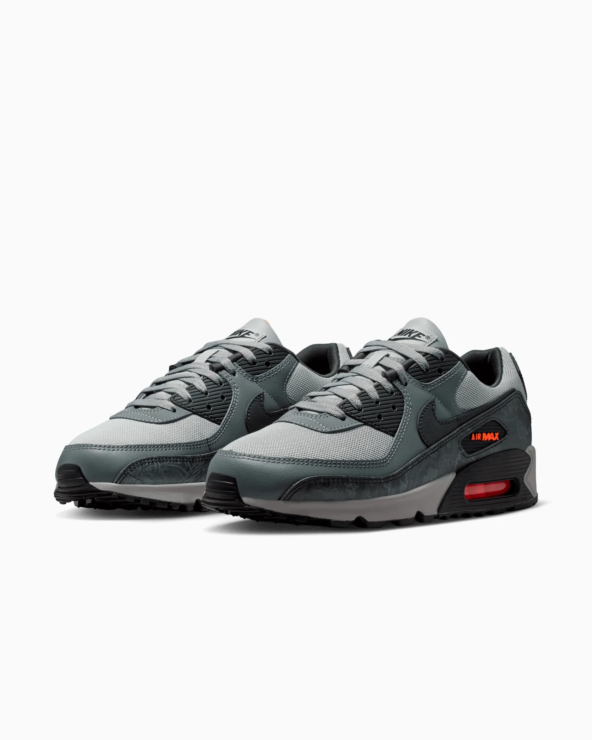Nike-Air-Max-90-PRM_Hyper-Crimson-Black_IQ0172-900_img6
