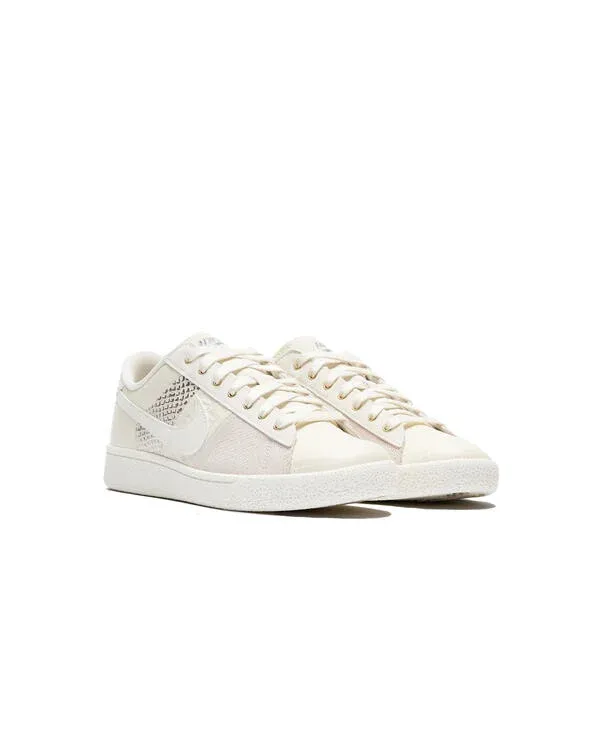 000000_Nike-Tennis-Classic-CS-PRM_Pale-Ivory_IQ5786-100_img2
