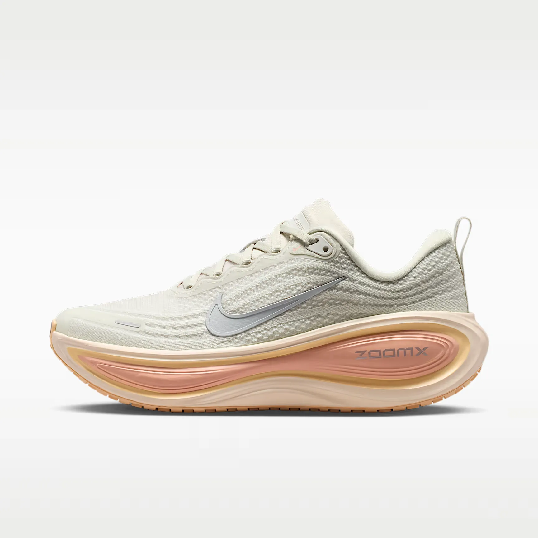 000000_Nike-Vomero-Plus-WMNS_Light-Bone-Arctic-Orange_HV8154-012_img0