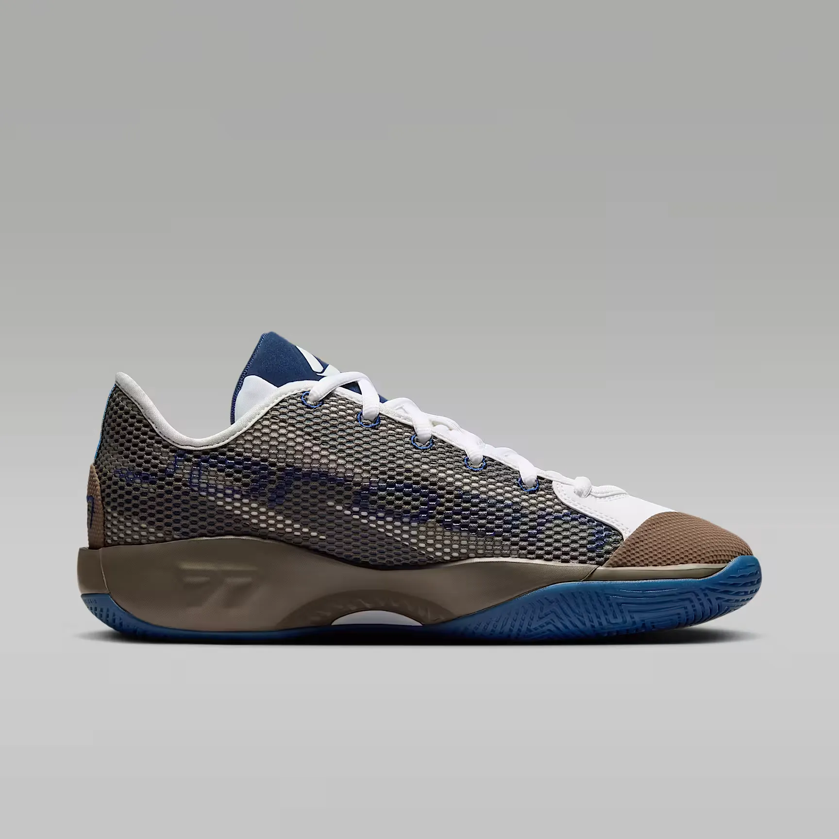 000000_Jordan-Luka-.77_Olive-Grey_IF1610-002_img2