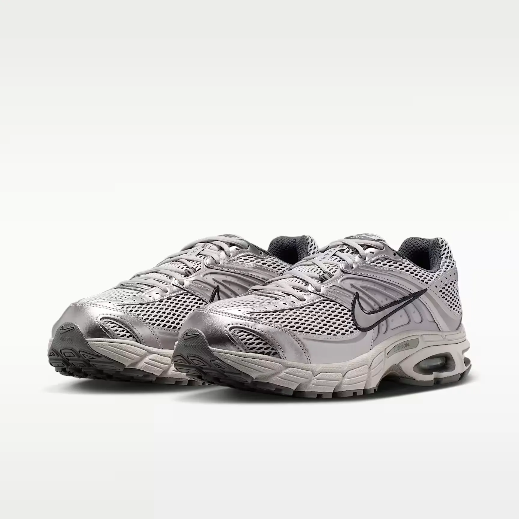 000000_Nike-Air-Max-Moto-2K_Vast-Grey_IO9279-008_img4