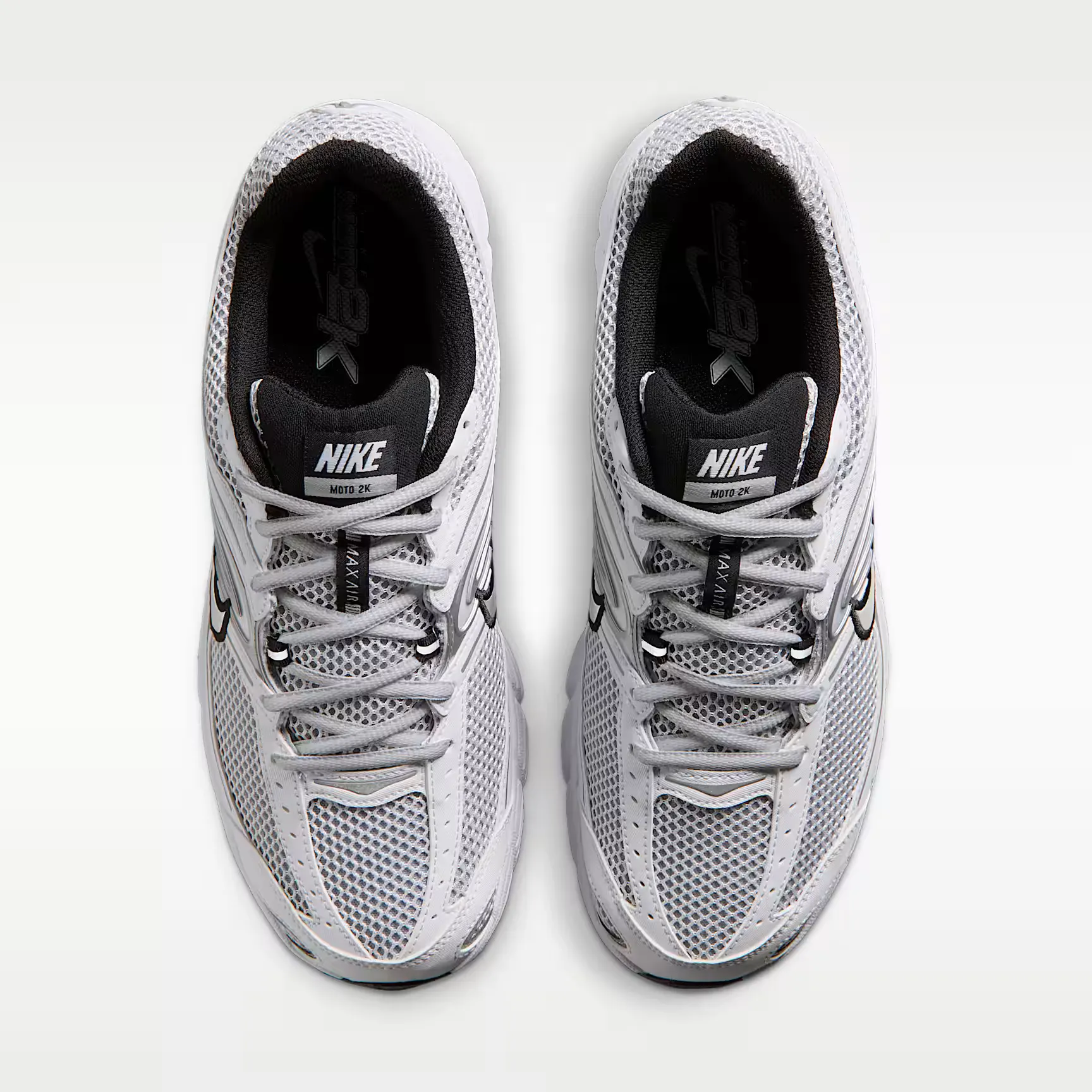 000000_Nike-Air-Max-Moto-2K_White-Black-Metallic-Silver_IR1476-100_img3