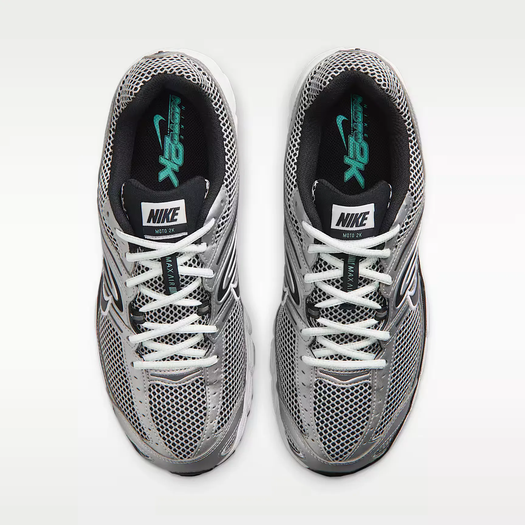000000_Nike-Air-Max-Moto-2K_Off-White-Metallic-Silver_IR1476-101_img3