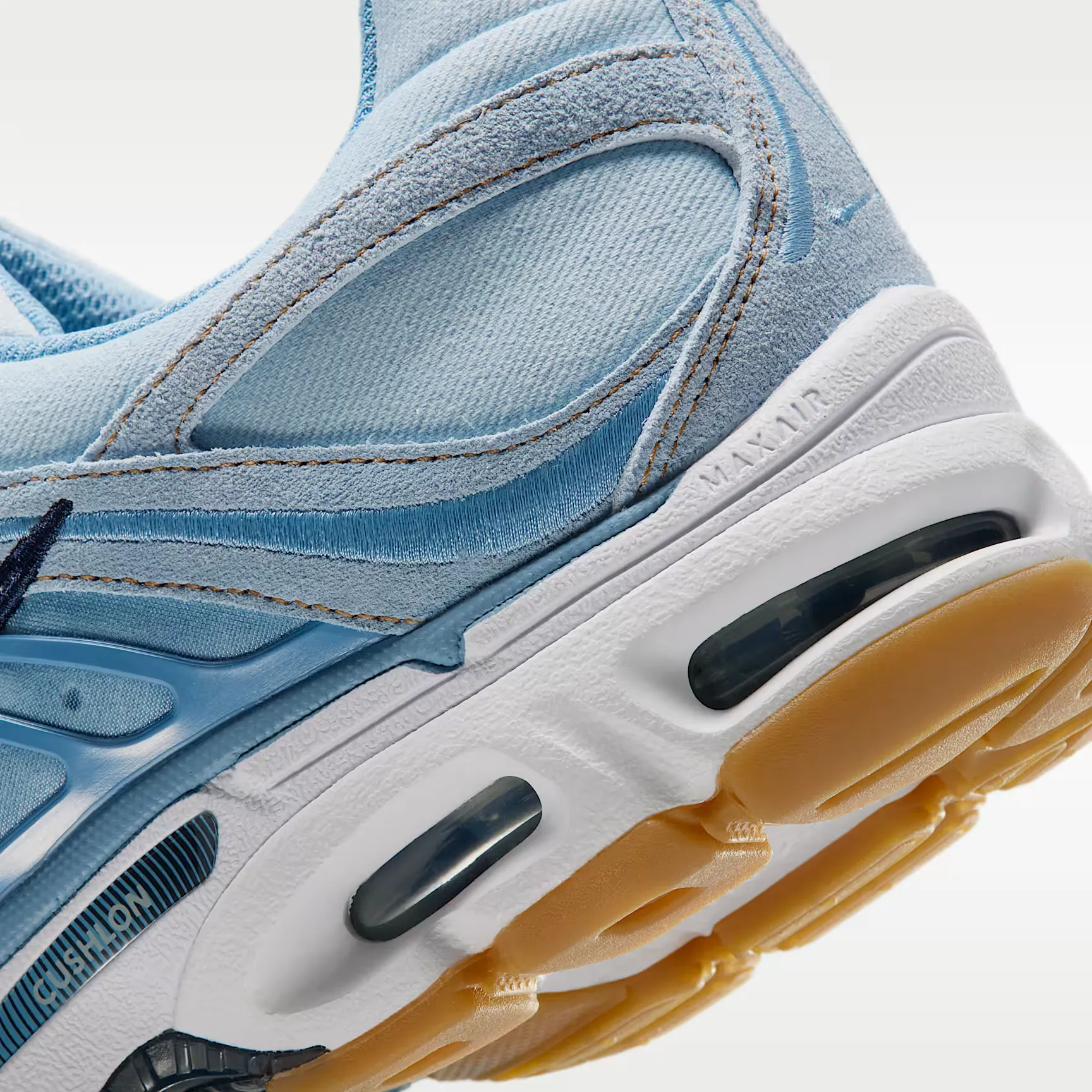 000000_Nike-Air-Max-Moto-2K_Light-Armory-Blue_IR5921-440_img7