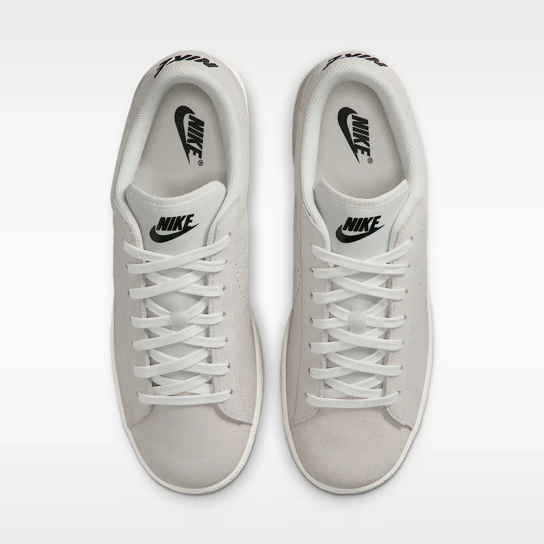 000000_Nike-Tennis-Classic-WMNS_Sail-Black_IQ7388-100_img3