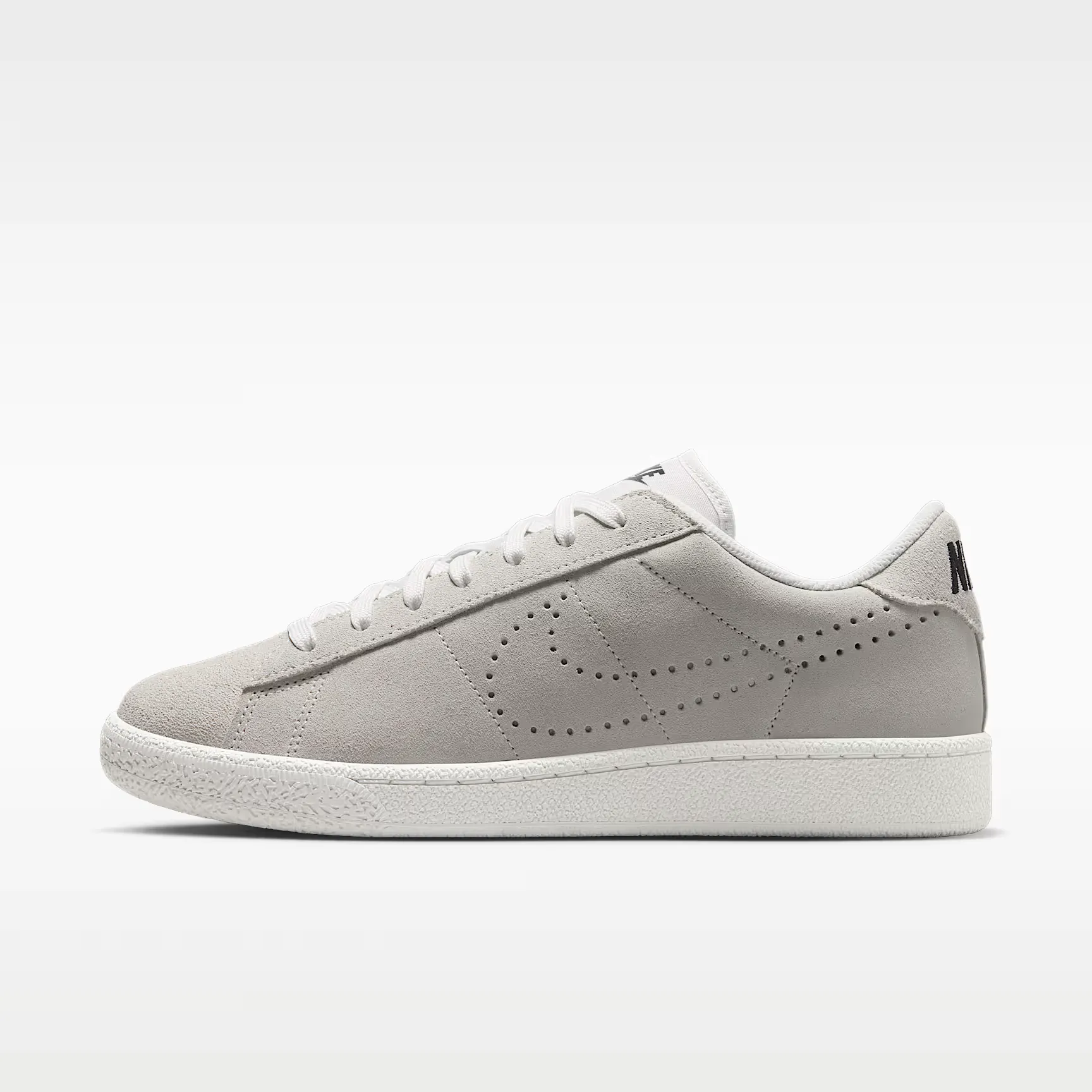 000000_Nike-Tennis-Classic-WMNS_Sail-Black_IQ7388-100_img0