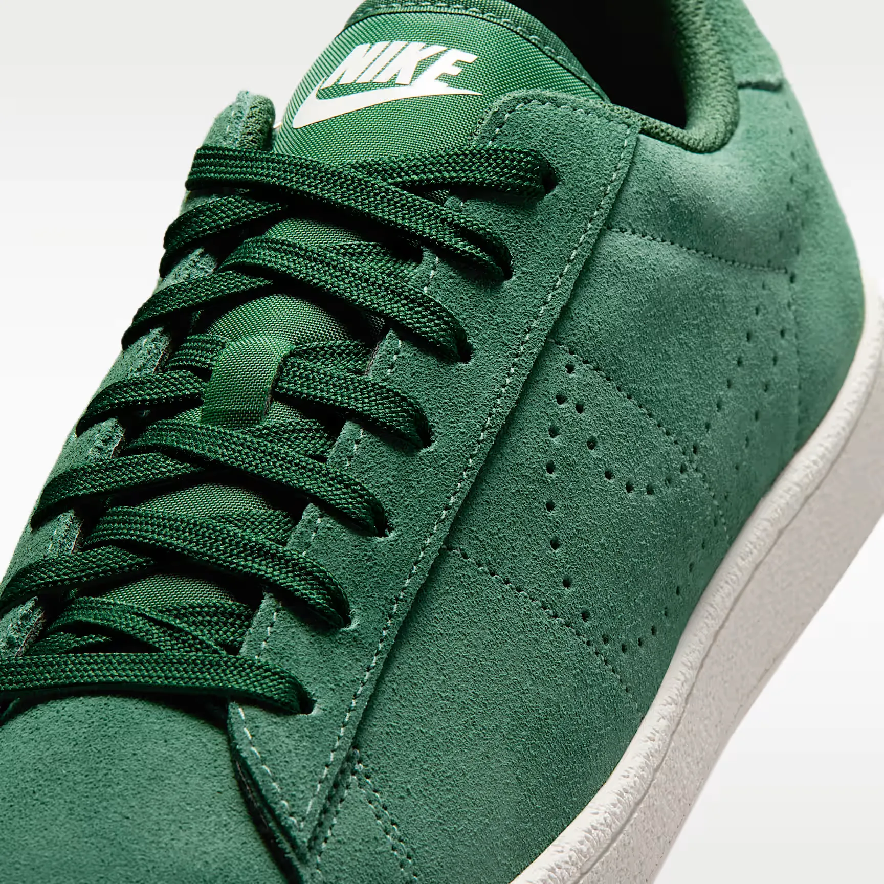 000000_Nike-Tennis-Classic-WMNS_Gorge-Green-Sail_IQ7388-300_img6