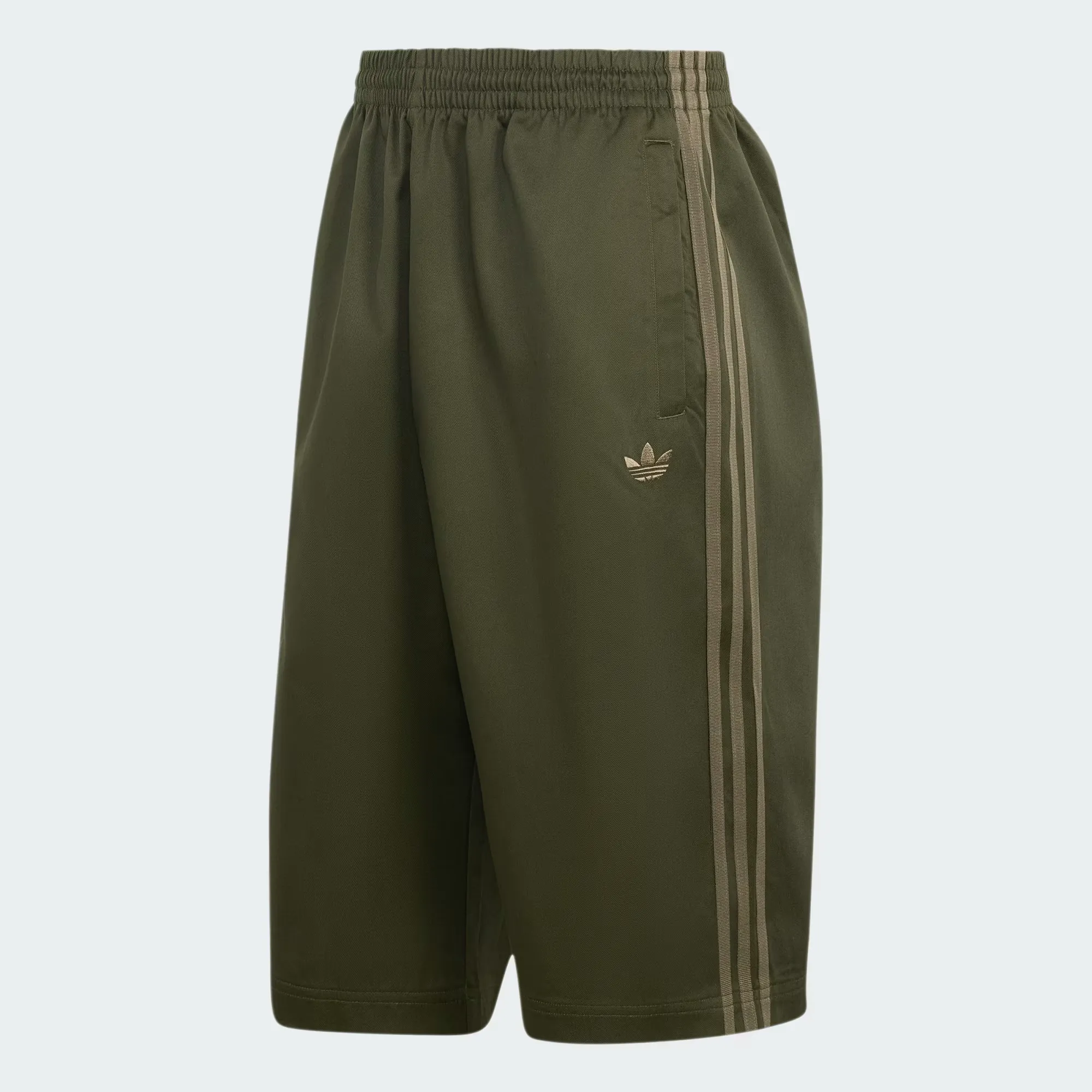000000_adidas-Originals-Adicolor-SST-Short_Night-Cargo_KR1390_img3