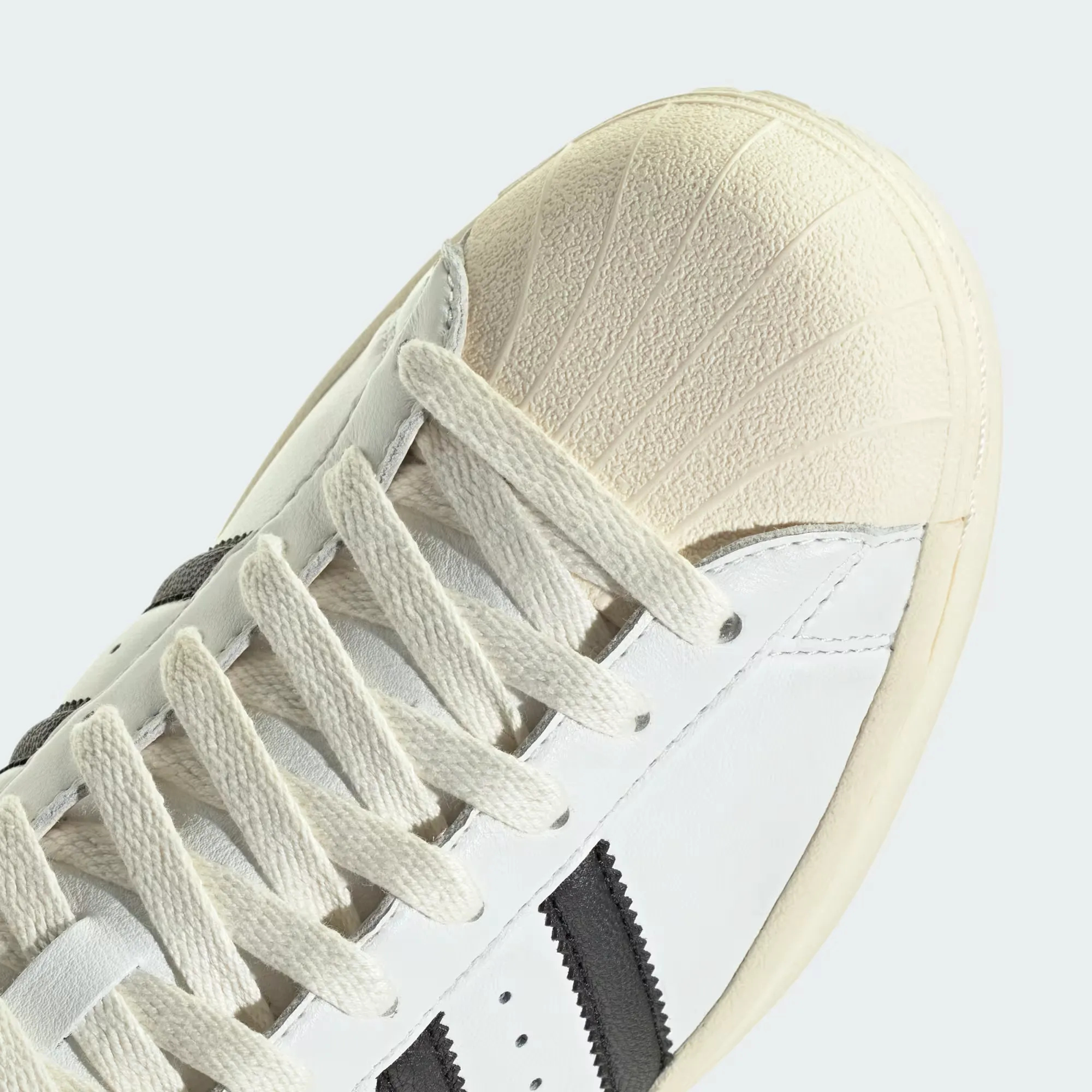 000000_adidas-Superstar-Vintage_Core-White-Core-Black-Cream-White_JQ3254_img8
