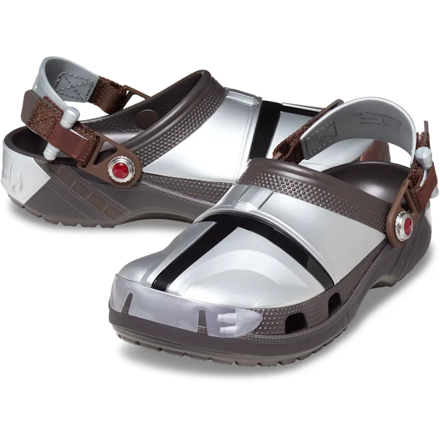 000000_Star-Wars-x-Crocs-Classic-Clog_Mandalorian_212997-90H_img1