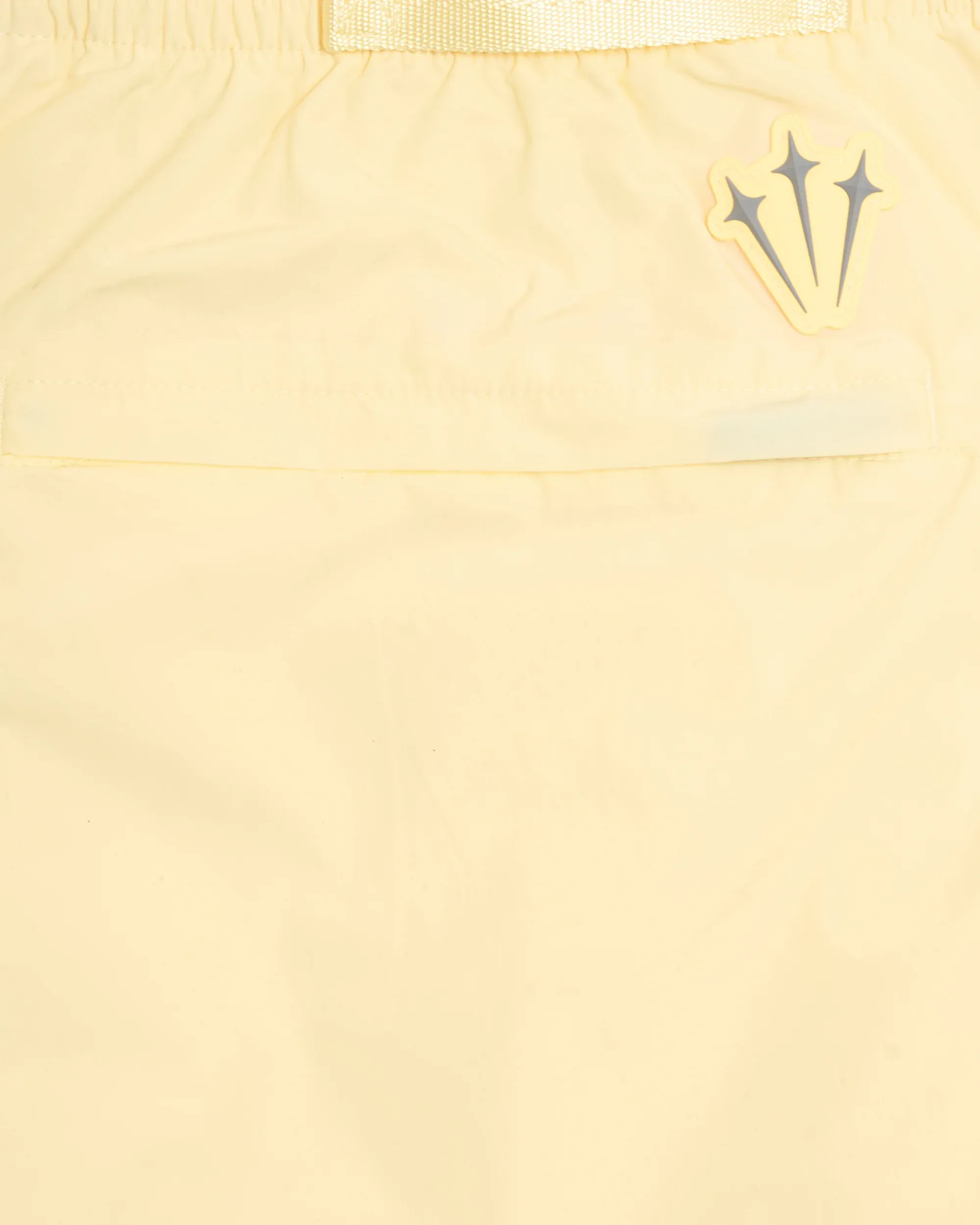 000000_Nike-x-Drake-NOCTA-Northstar-Nylon-Track-Pants_Alabaster-Alabaster-Stealth_FN7668-744_img4