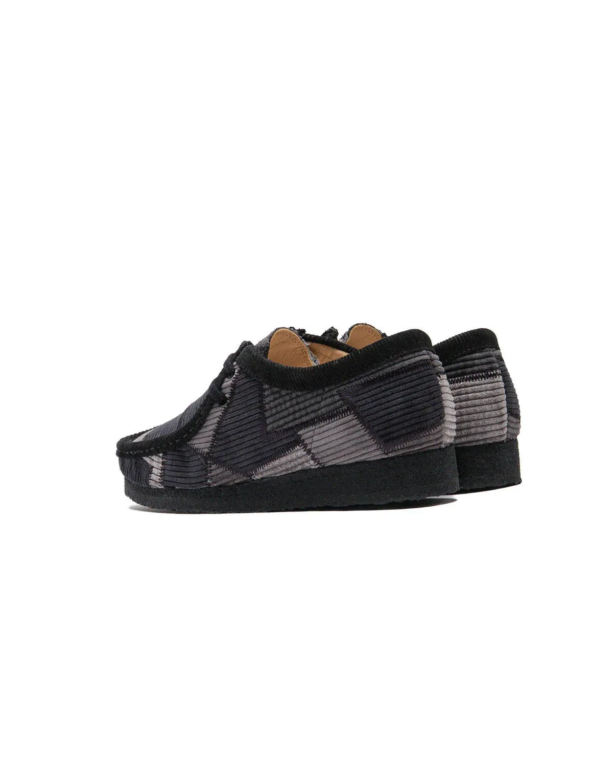 000000_Aleali-May-x-Clarks-Originals-Wallabee-WMNS_Grey-Combi_26185907_img3