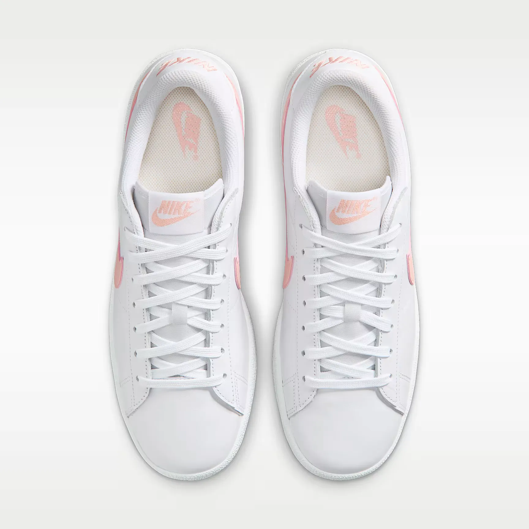 000000_Nike-Tennis-Classic-WMNS_White-Arctic-Orange_IQ7387-108_img3