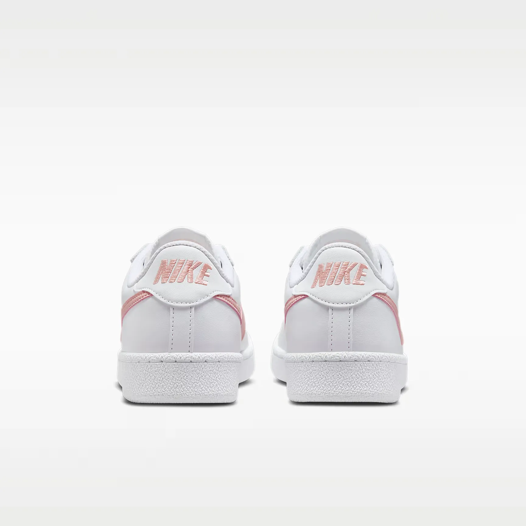 000000_Nike-Tennis-Classic-WMNS_White-Arctic-Orange_IQ7387-108_img5