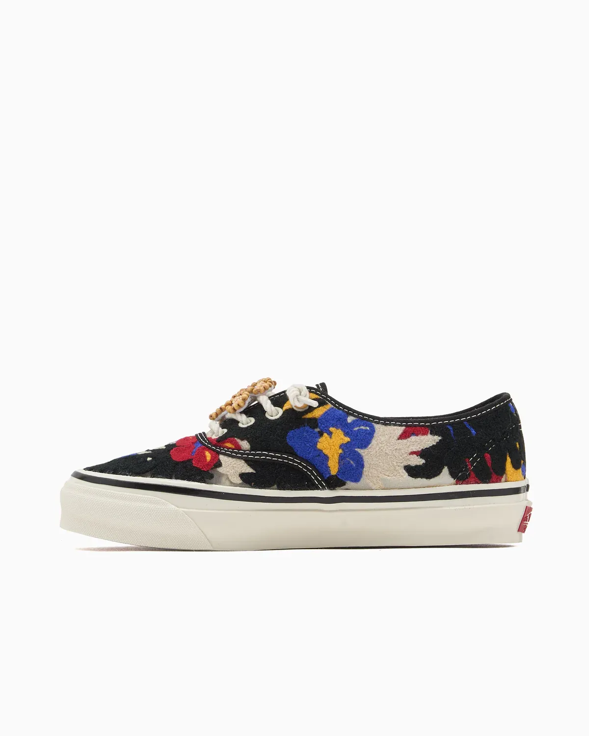 000000_Vans-Premium-Authentic-44_Needlework-Multi_VN000Y0S4481_img2