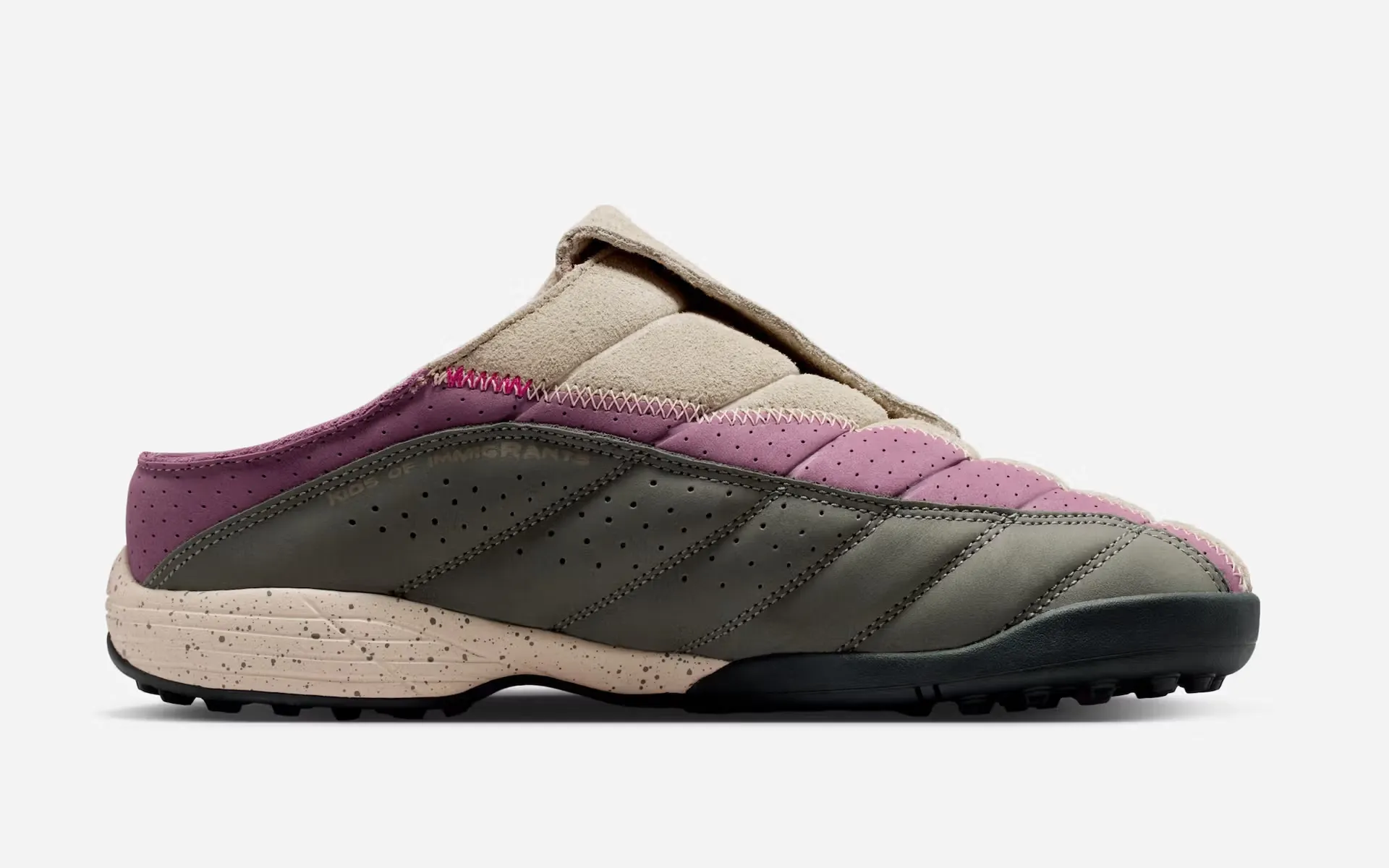 Kids-of-Immigrants-x-Nike-T90-Mule_Khaki-Fusion-Red_IH4422-200_img4
