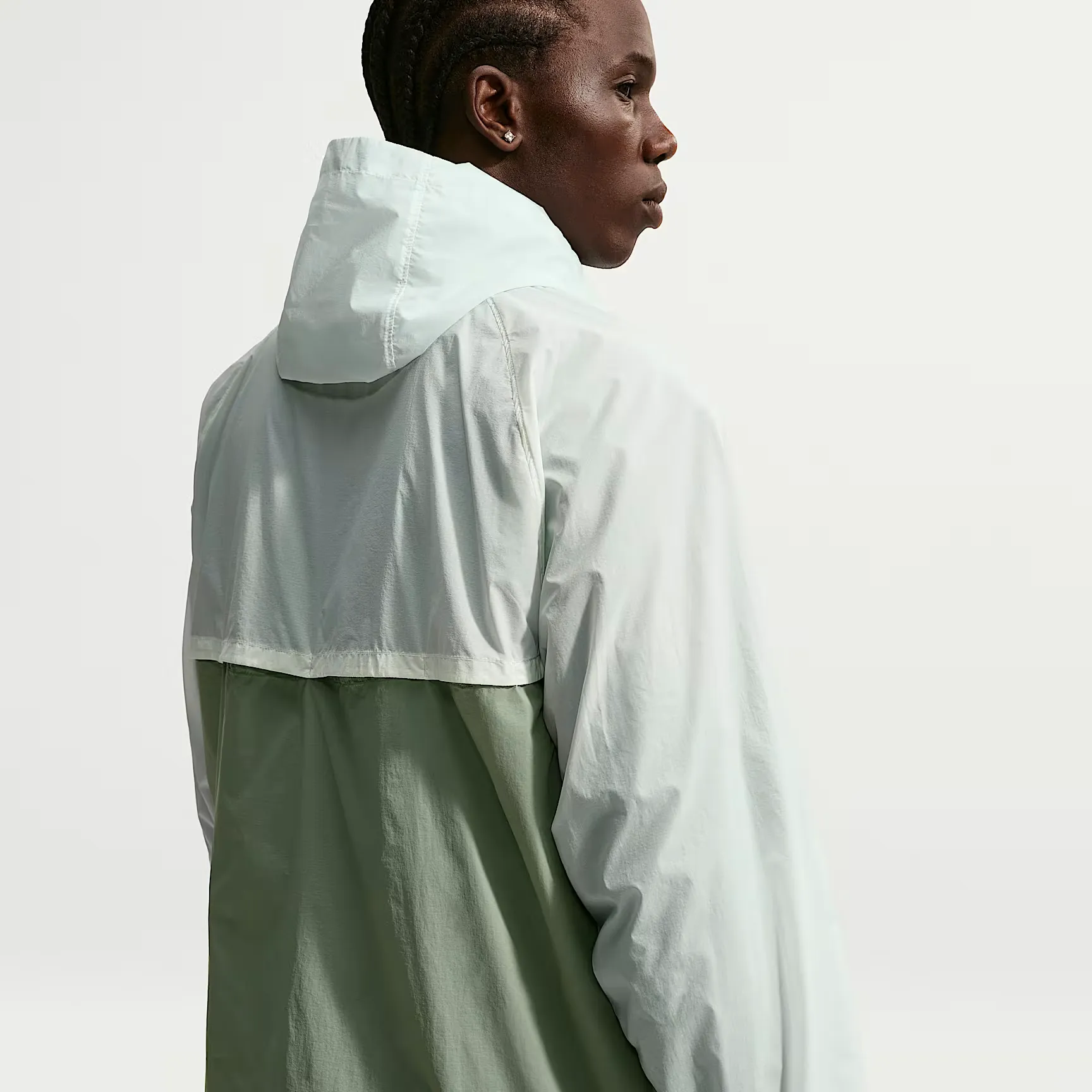 000000_Nike-Sportswear-Windrunner-Jacket_Barely-Green-Jade-Horizon_IO9627-394_img1