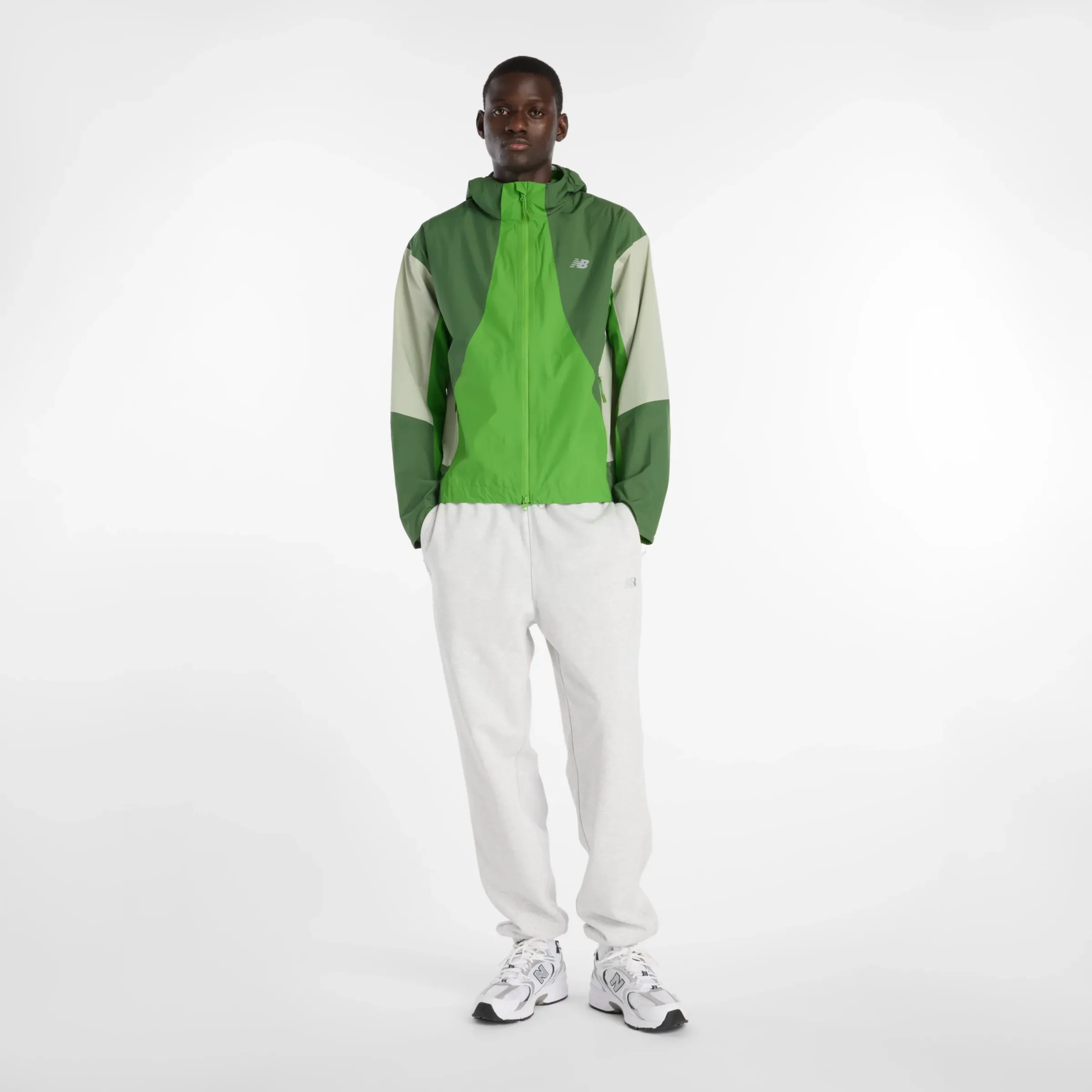 000000_New-Balance-RC-Waterproof-Jacket_Dark-Alpine-Green_MO53207DAE_img1