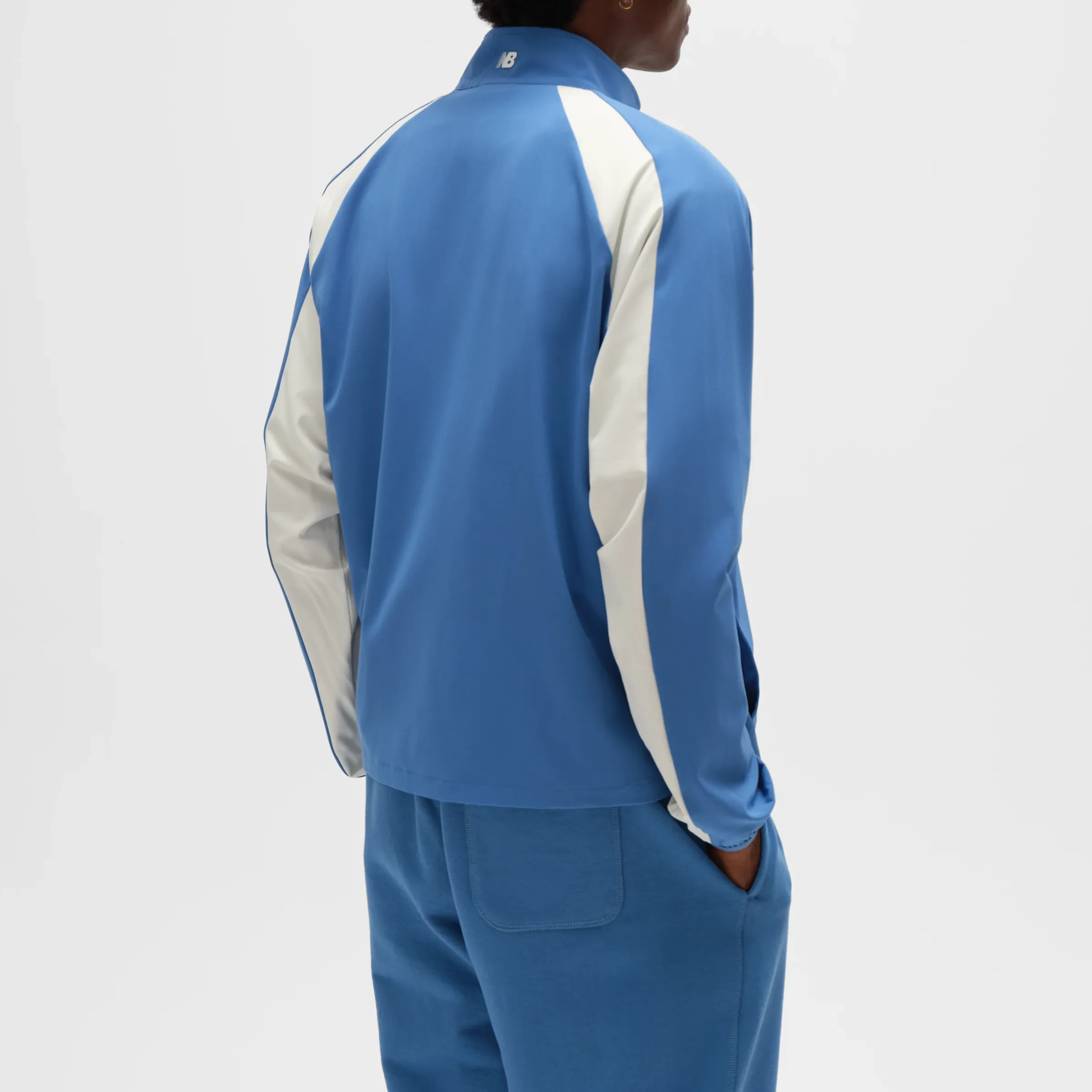 000000_New-Balance-Made-in-USA-Woven-Jacket_Sea-Stone_MJ61Y60PSET_img2