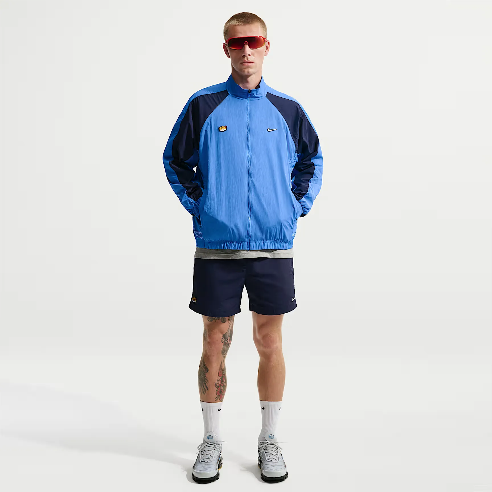 000000_Nike-Sportswear-Tuned-Air-Track-Jacket_Blue-Crystal-Midnight-Navy_IM5976-452_img3