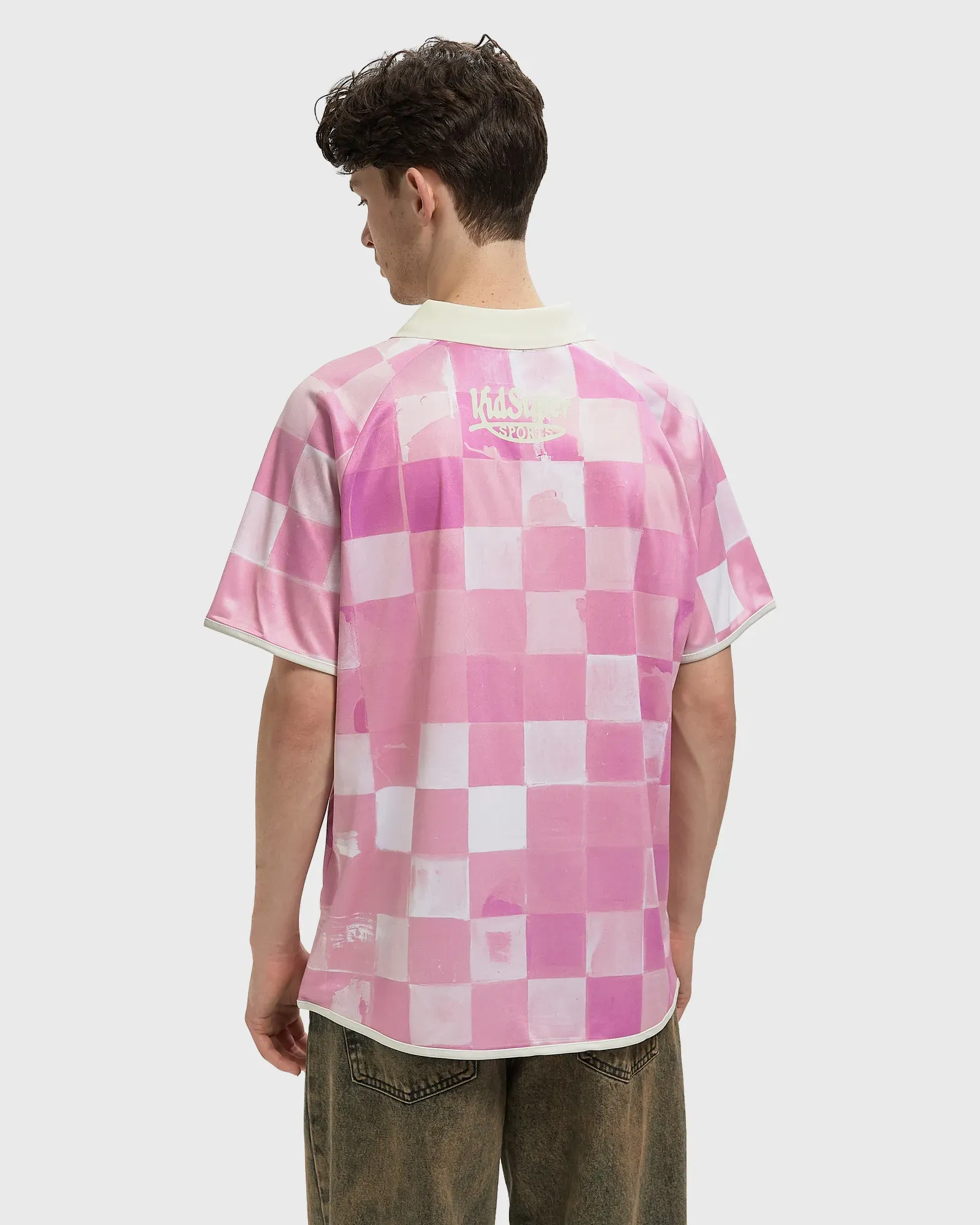 000000_KidSuper-Studios-x-Jameson-Pink-Soccer-Jersey_Pink-And-White_30014312_img2