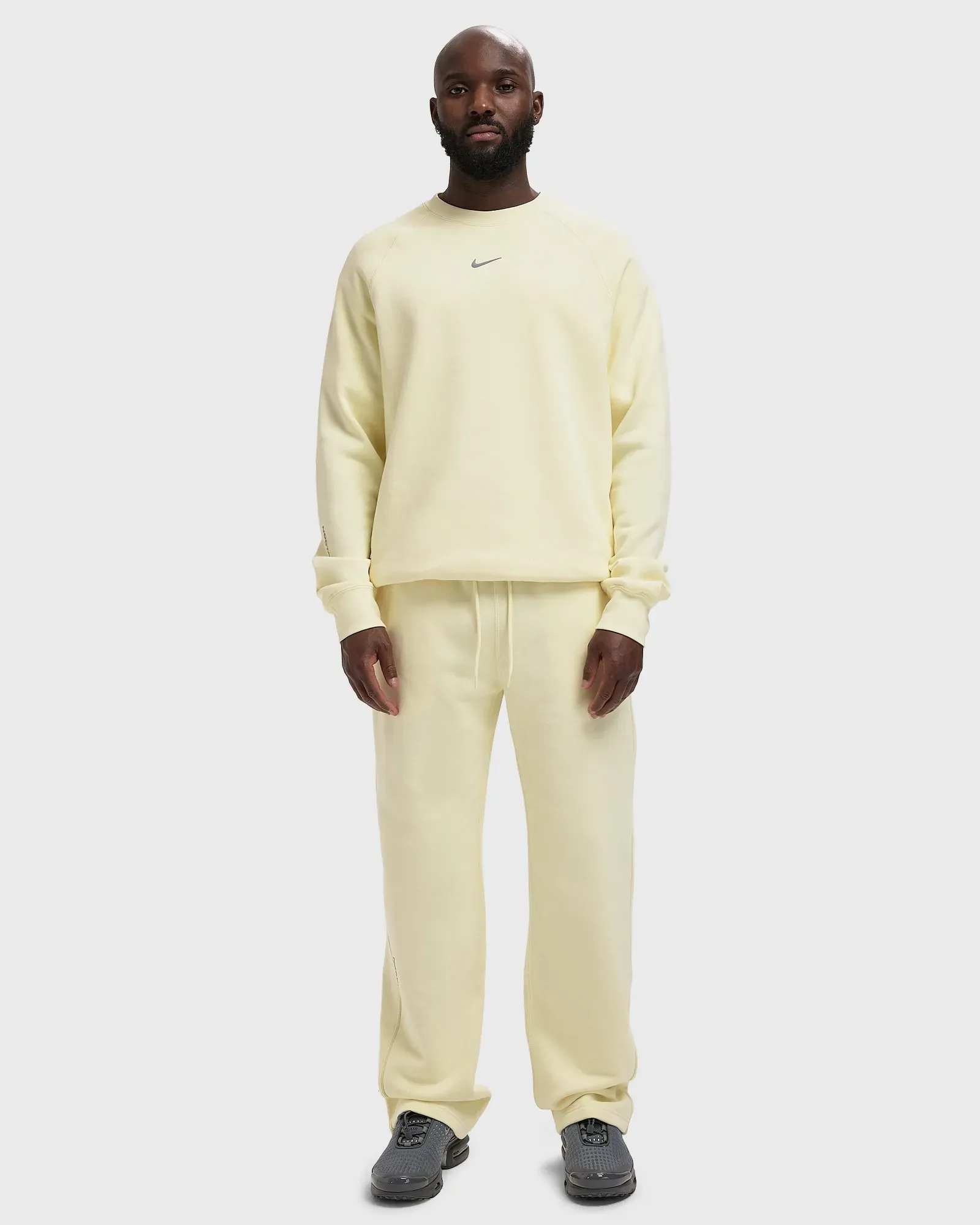 000000_Nike-x-NOCTA-CS-Crew-FLC_Yellow_FN8160-744_img1