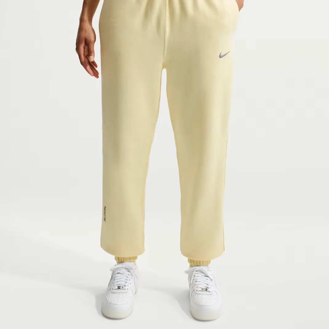 Nocta-x-Nike-CS-Fleece-Sweatpants_Alabaster_HM5764-744_img2