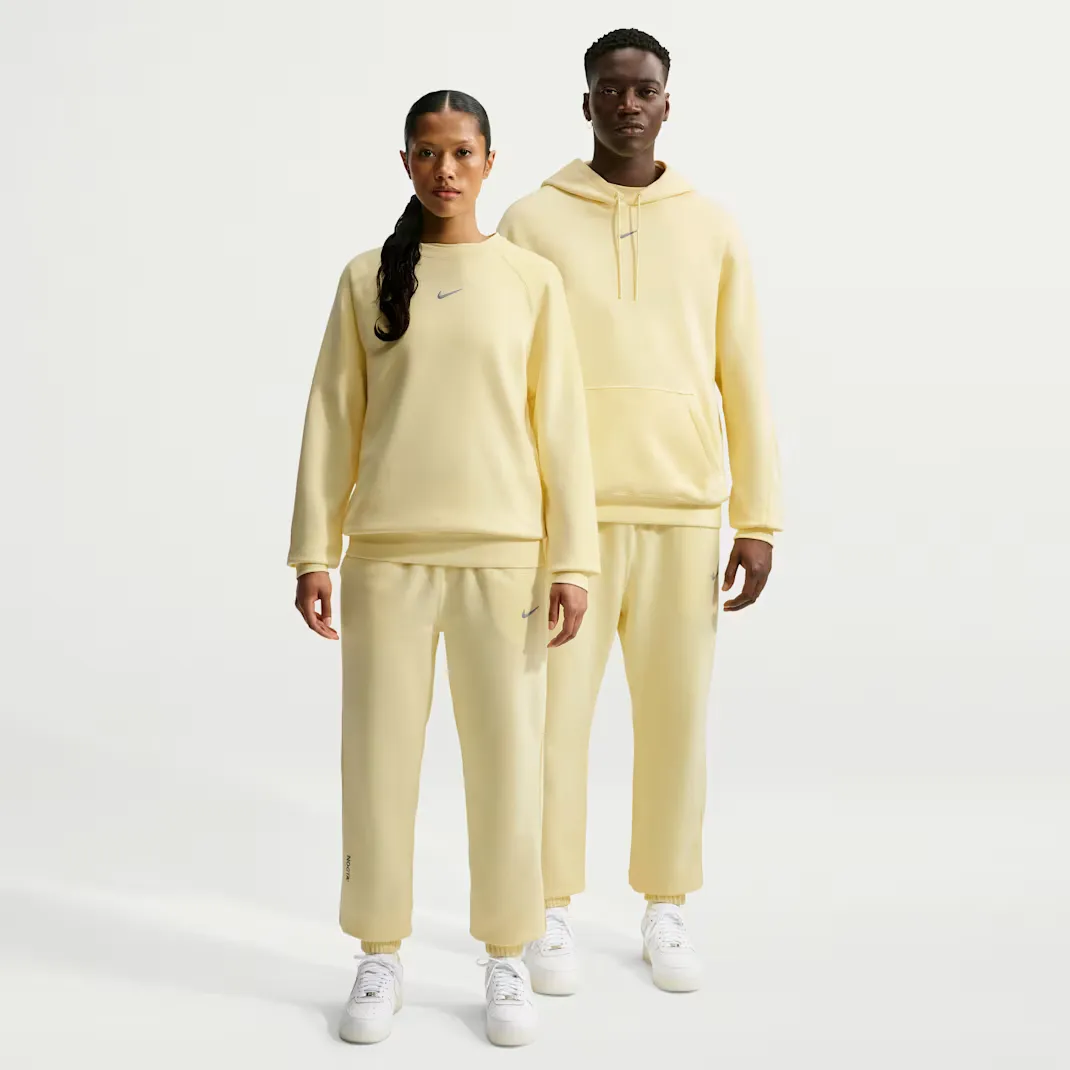 Nocta-x-Nike-CS-Fleece-Sweatpants_Alabaster_HM5764-744_img0
