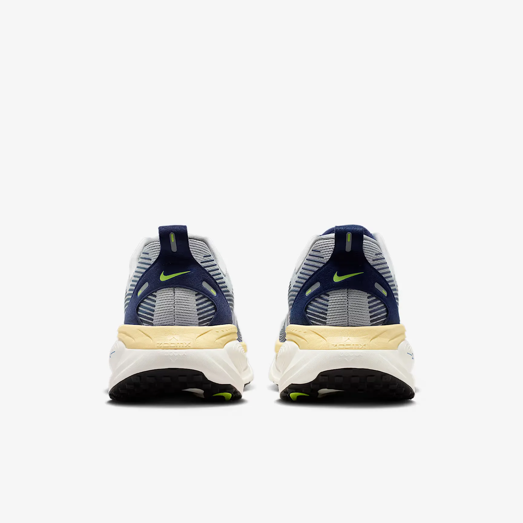 000000_Nike-Vomero-18_Wolf-Grey-Midnight-Navy_IR1812-012_img5