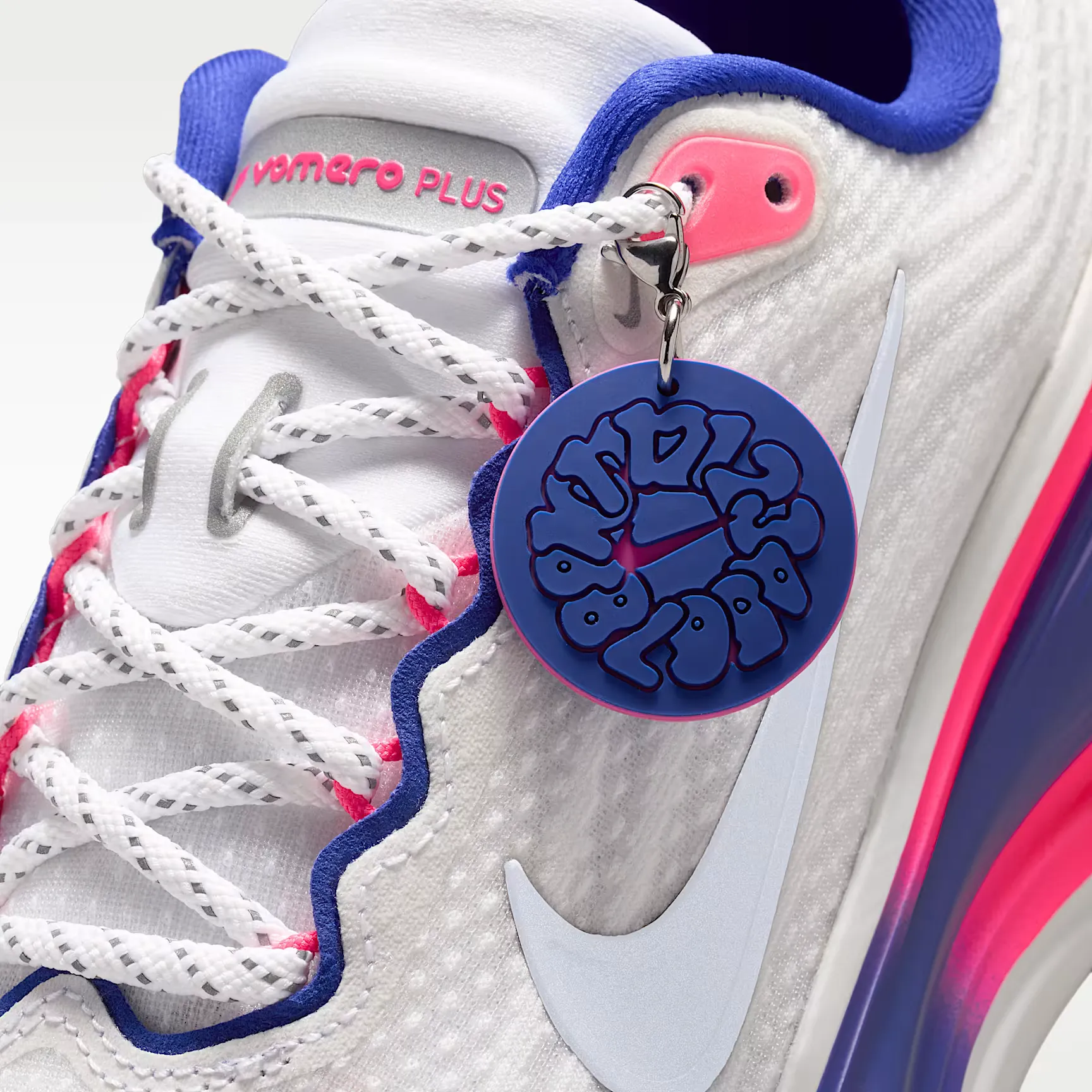 000000_Nike-Vomero-Plus-SE-WMNS_White-Concord_IR5893-100_img8