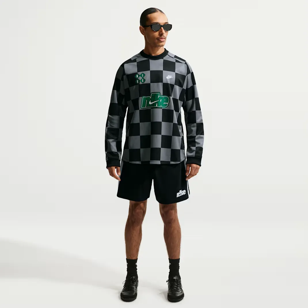 000000_Nike-Sportswear-Club-Goalie-Longsleeve_Smoke-Grey-Malachite_II4367-084_img4